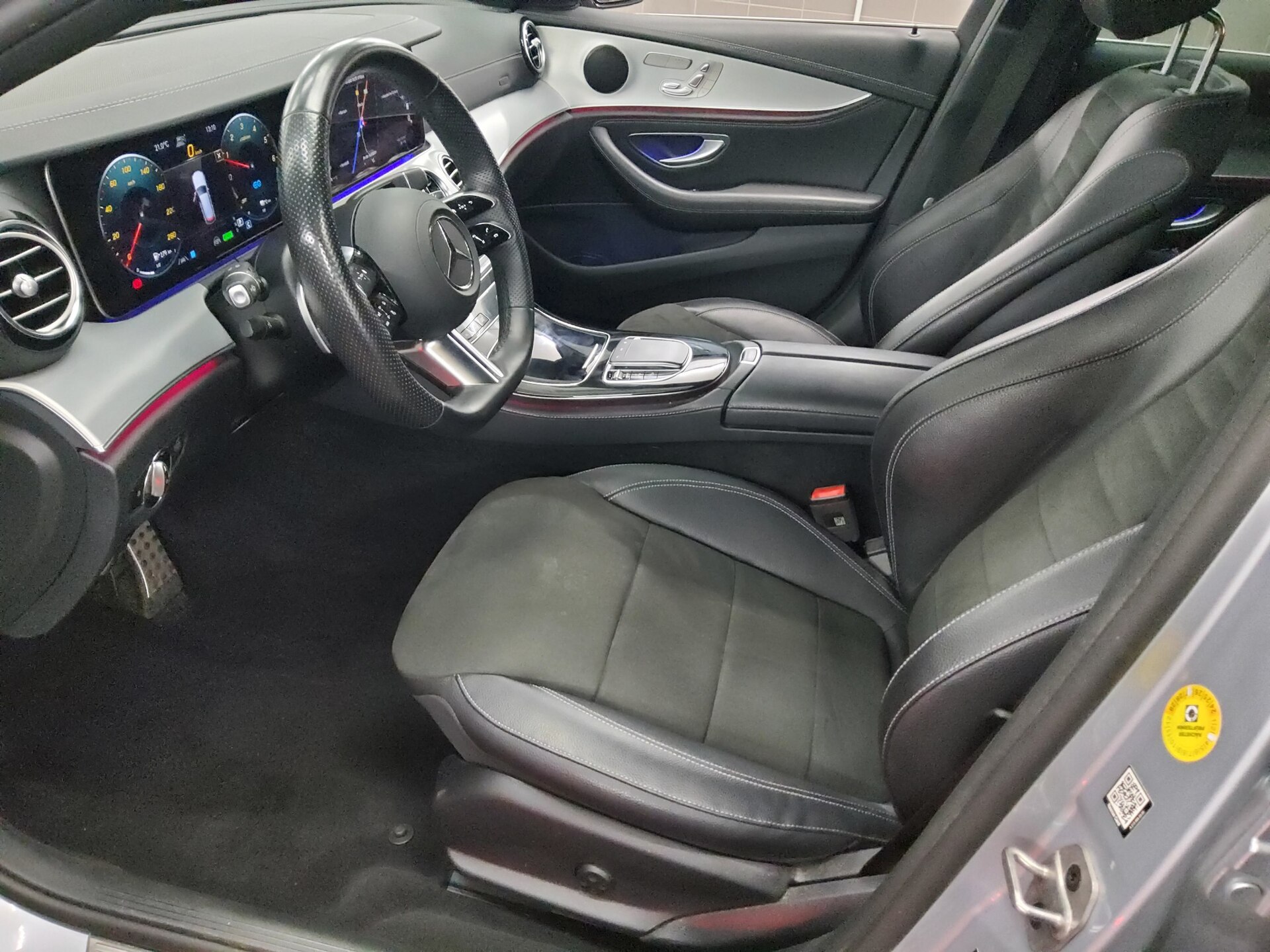 Mercedes-Benz E 300 T de 4M AMG-Line Navi LED Widescr. AHK RFK 9