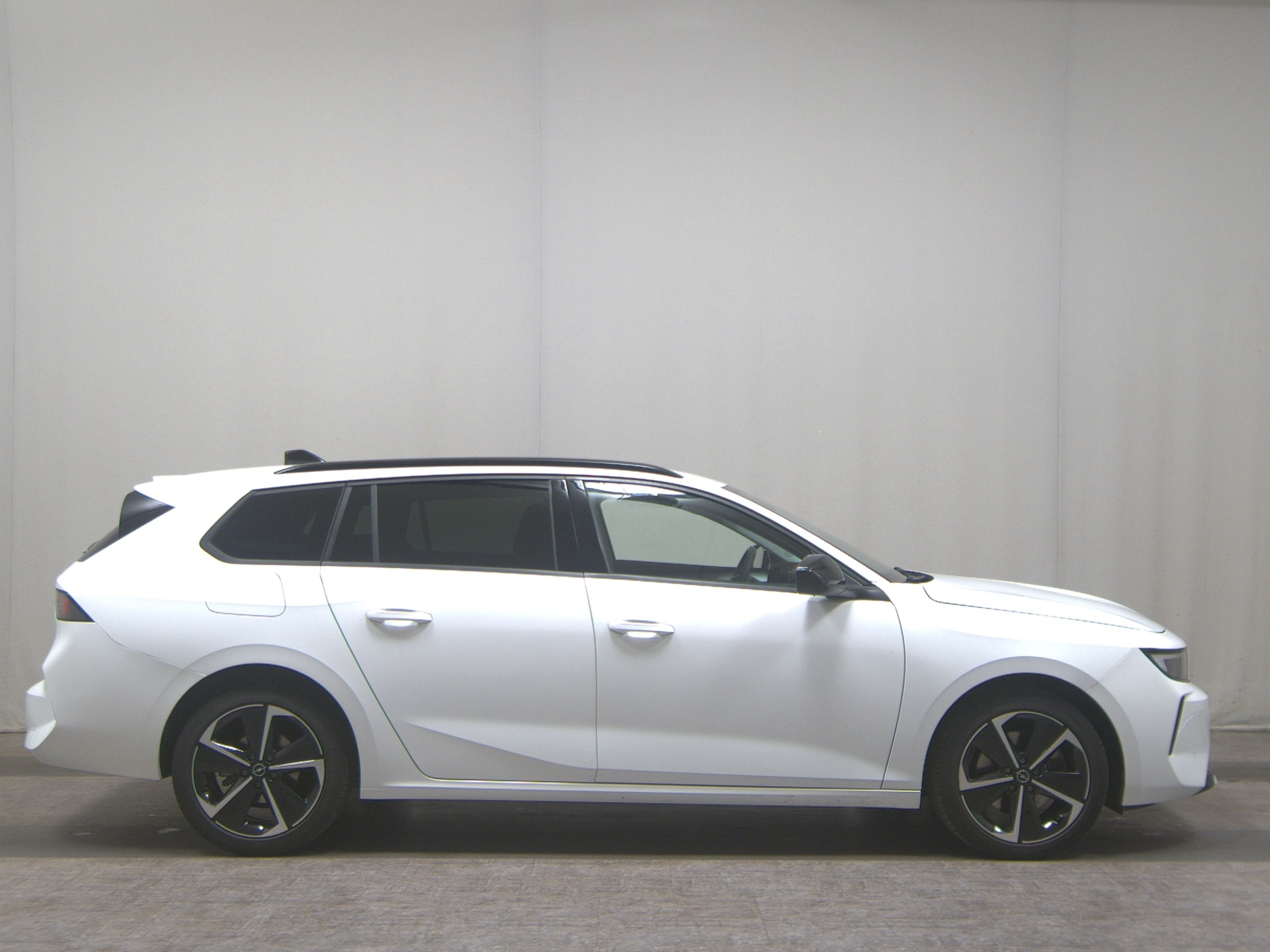 Opel Astra ST 1.5 D Business Elegance T-Leder Navi