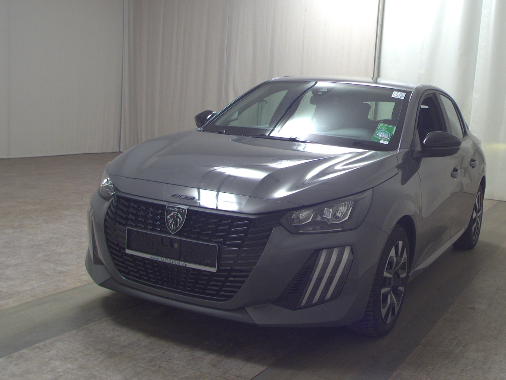 Peugeot 208 1.2 PureTech Active Bluetooth PDC 2