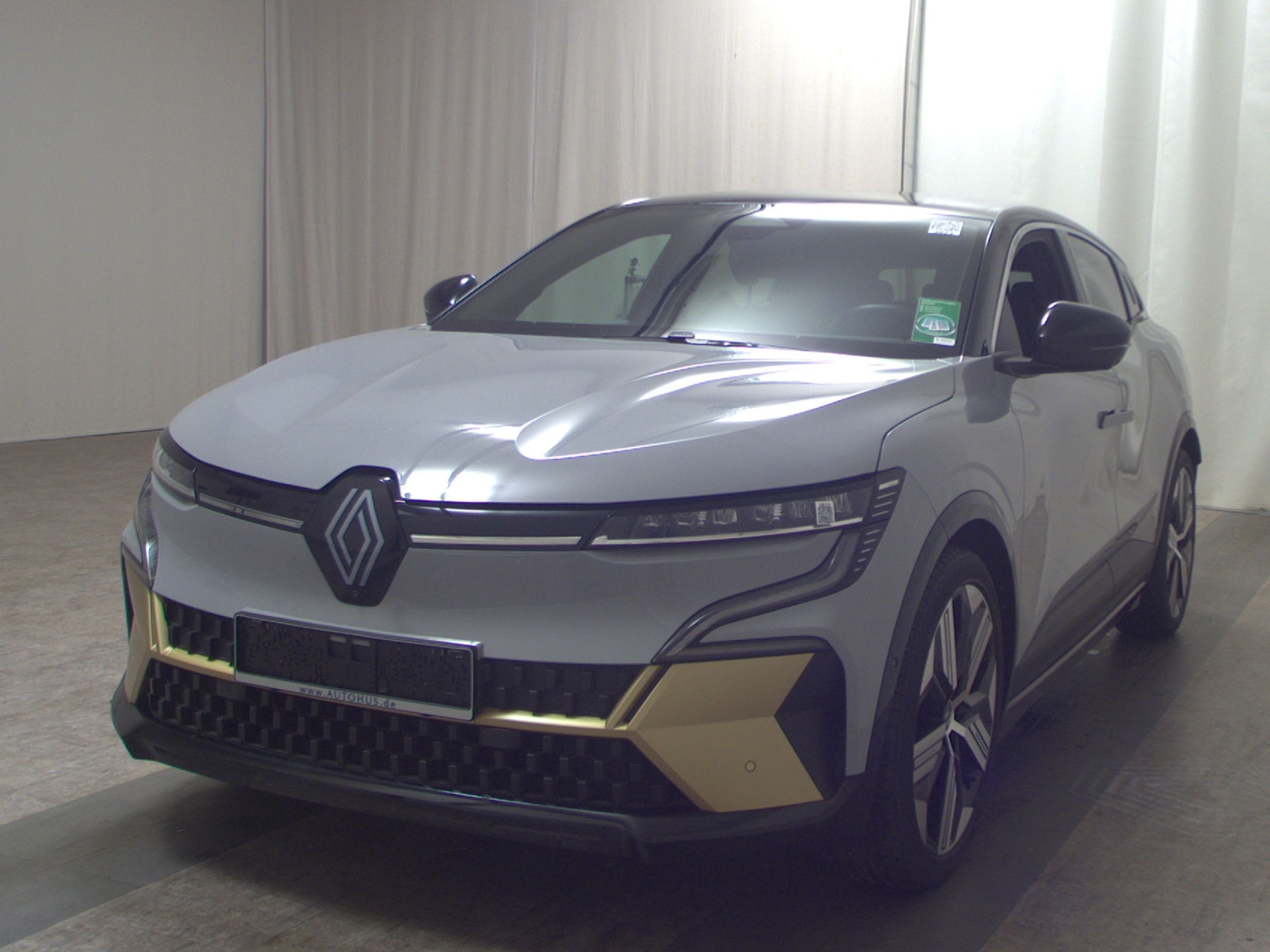 Renault Megane E-Tech EV60 220 Iconic Leder Navi H/K 2