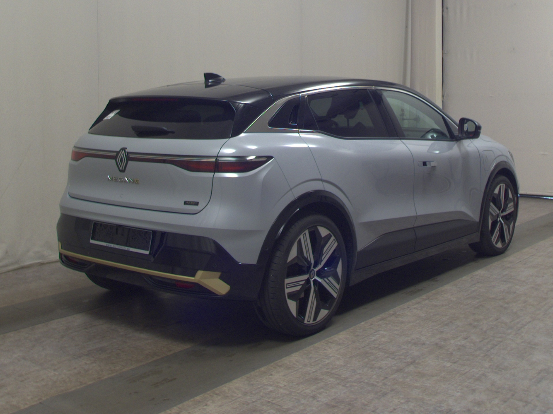 Renault Megane E-Tech EV60 220 Iconic Leder Navi H/K 4