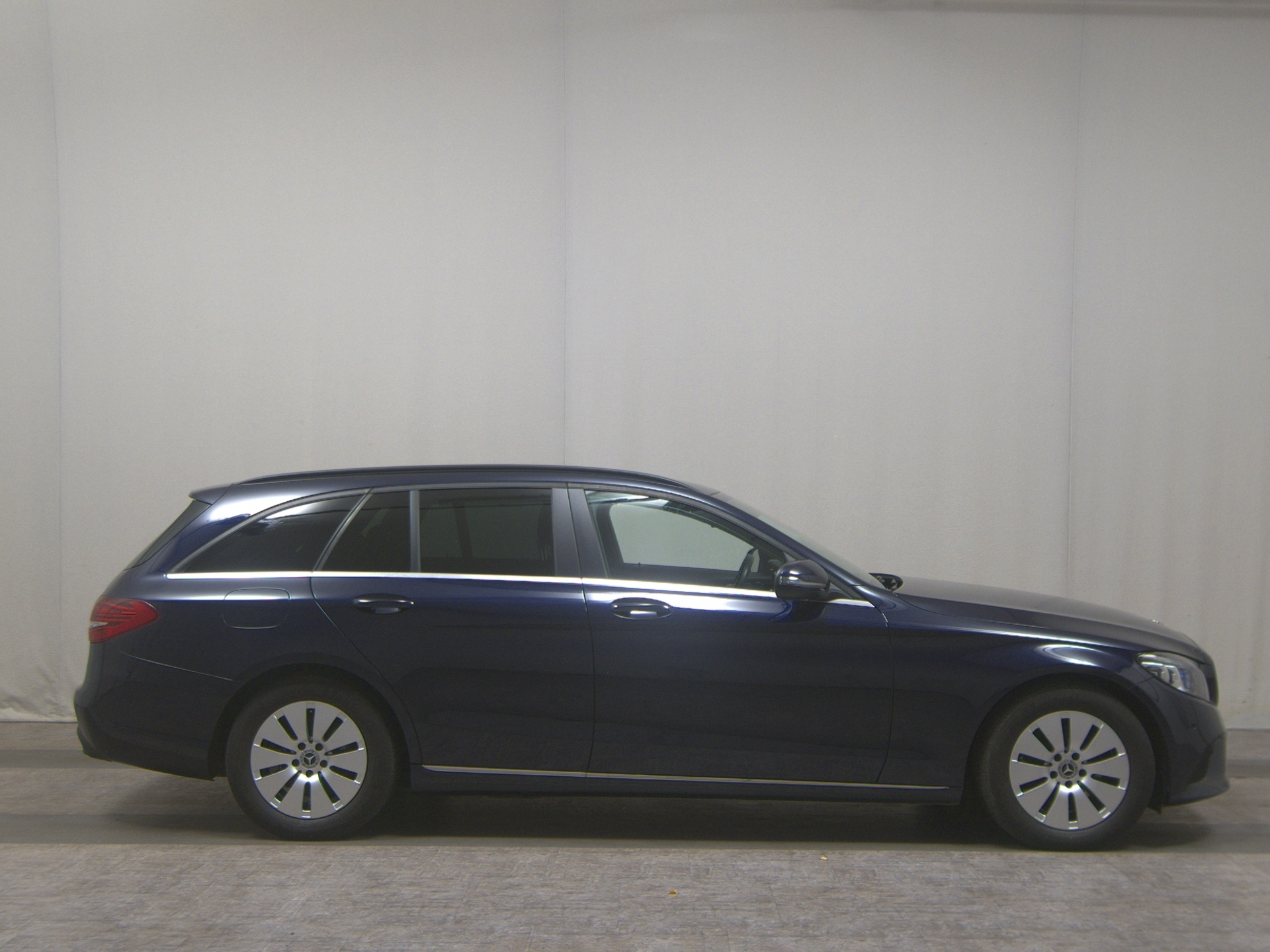 Mercedes-Benz C 200 T d Navi MB-LED Widescrn Pano AHK RFK