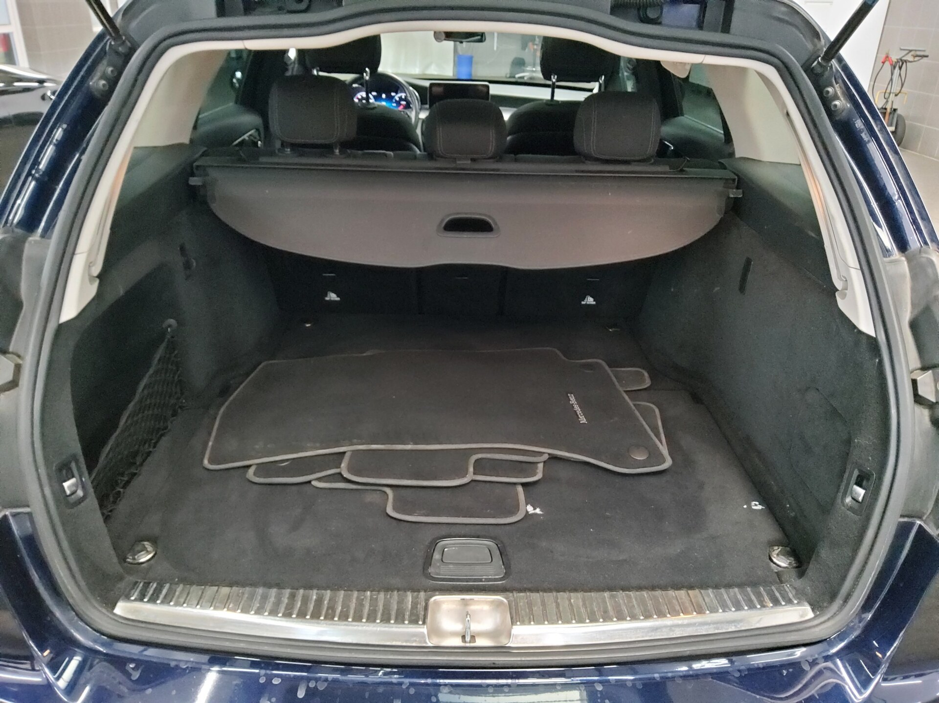 Mercedes-Benz C 200 T d Navi MB-LED Widescrn Pano AHK RFK 12