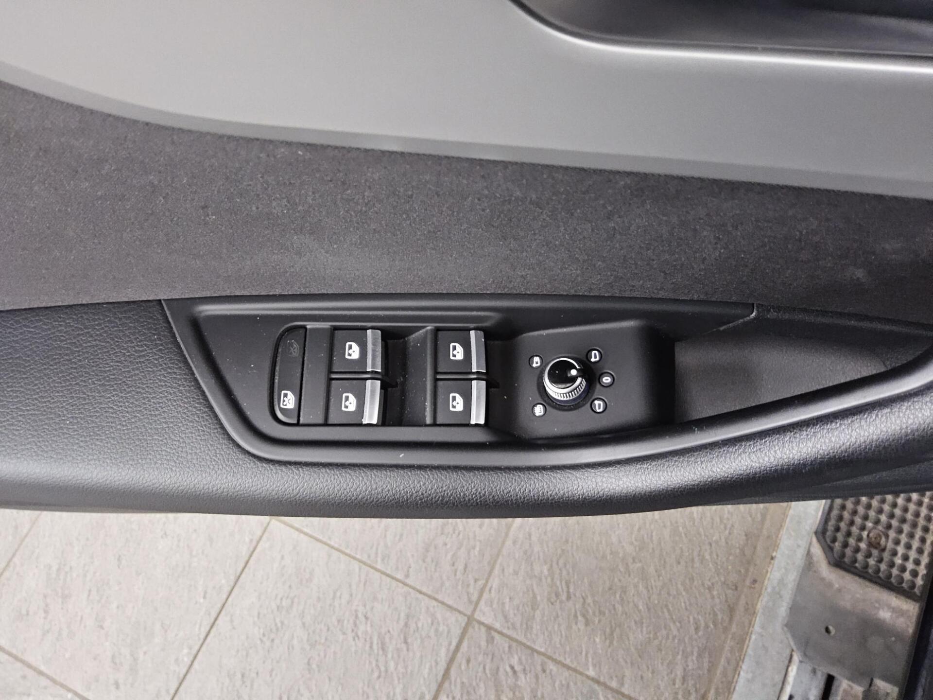 Audi A4 Avant 35 TDI NAVI KLIMAAUT LED SHZ PDC 9