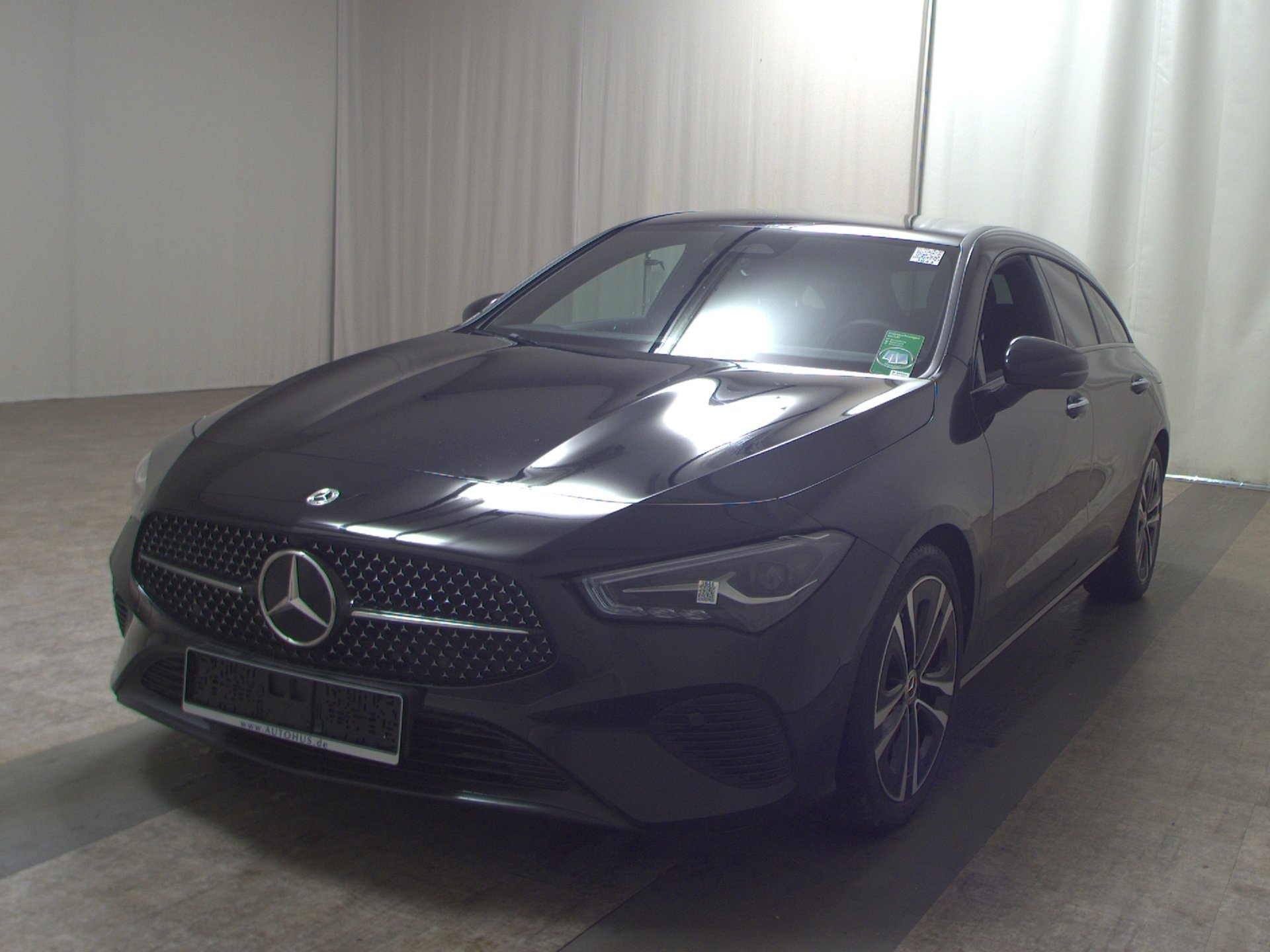 Mercedes-Benz CLA 200 SB d Progressive T-Leder Navi LED Night 2