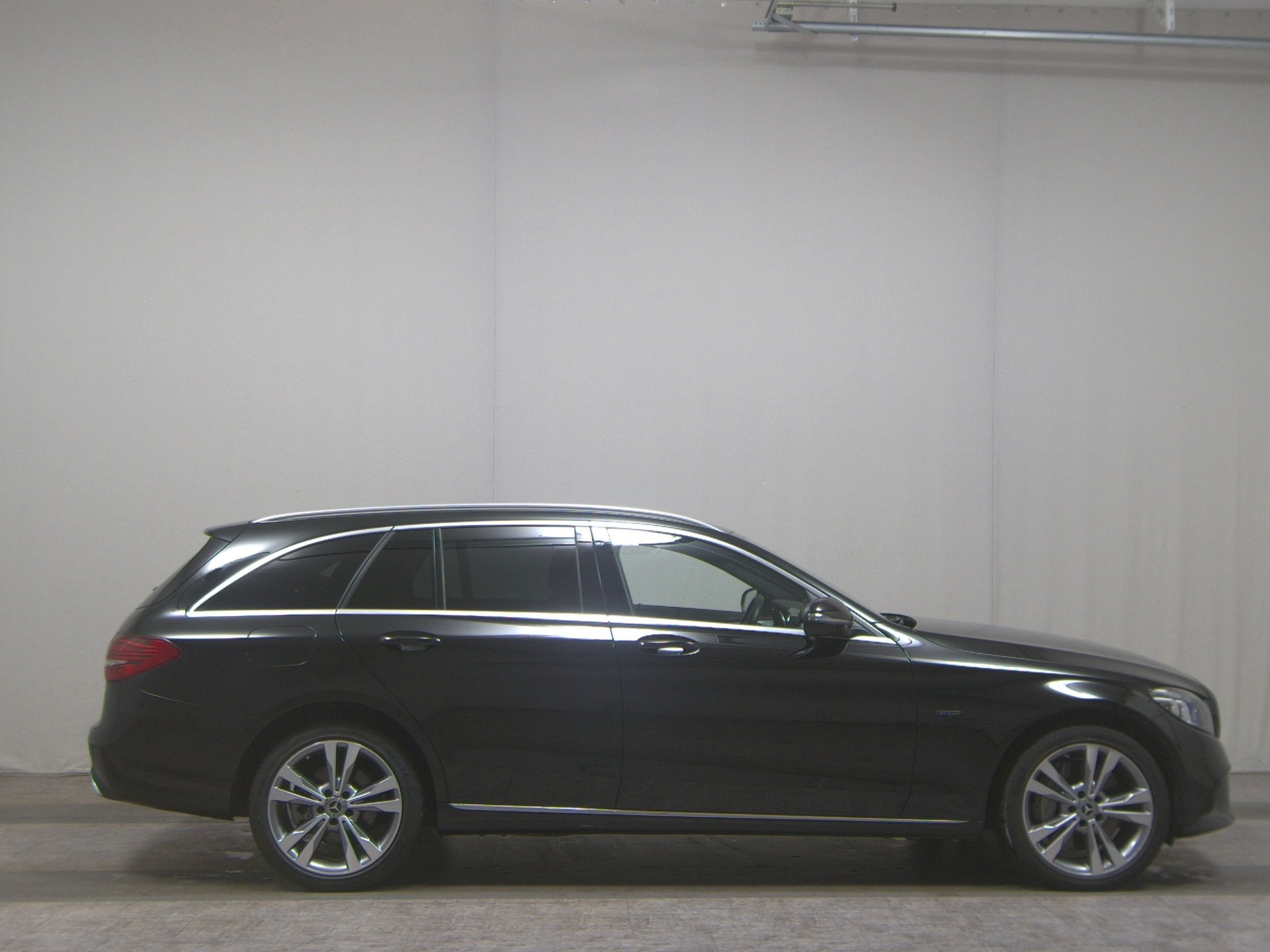 Mercedes-Benz C 300 T de Avantgarde Multibeam Widescreen Sound