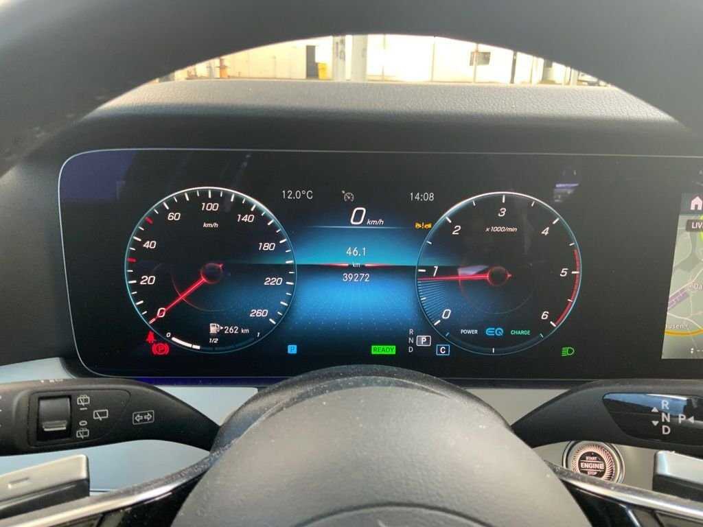 Mercedes-Benz E 200 T d Avantgarde NAVI KLIMAAUT LED RADIO MFL 10