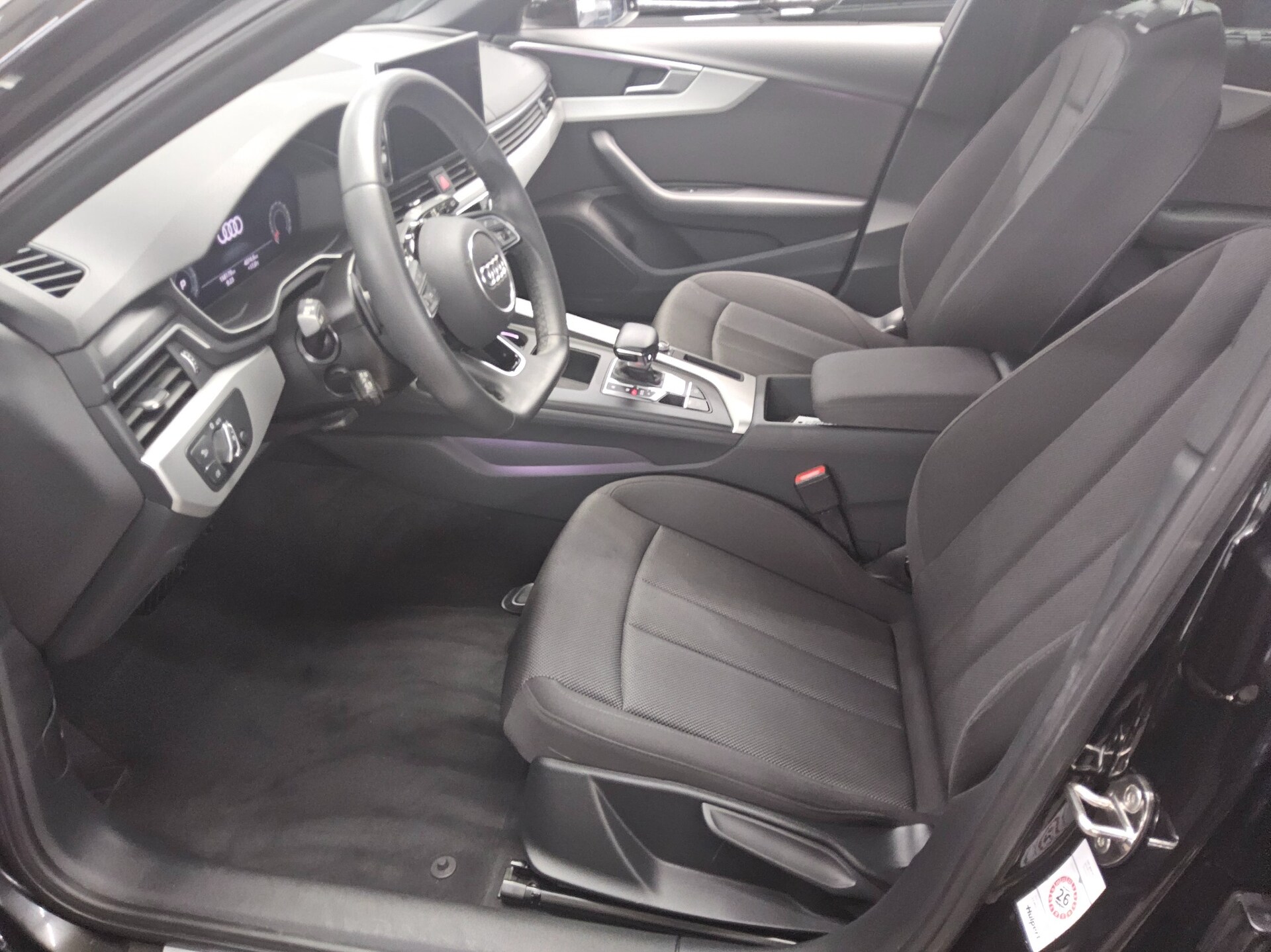 Audi A4 Avant 40 TDI advanced Matrix Virtual 9