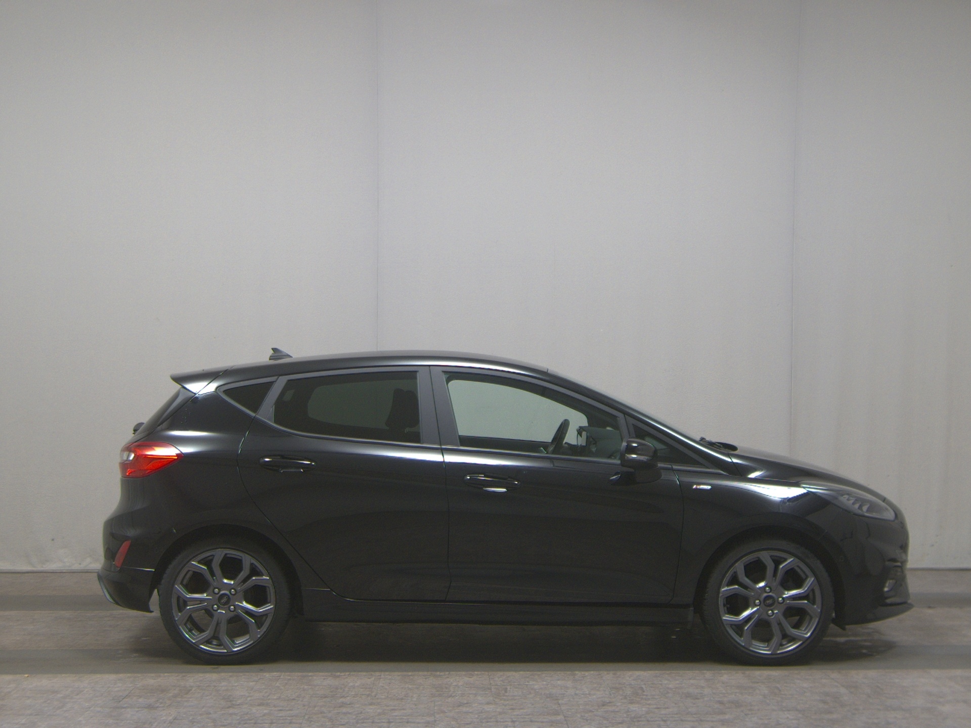 Ford Fiesta 1.0 EB ST-Line Navi LED ACC Shz PDC BT