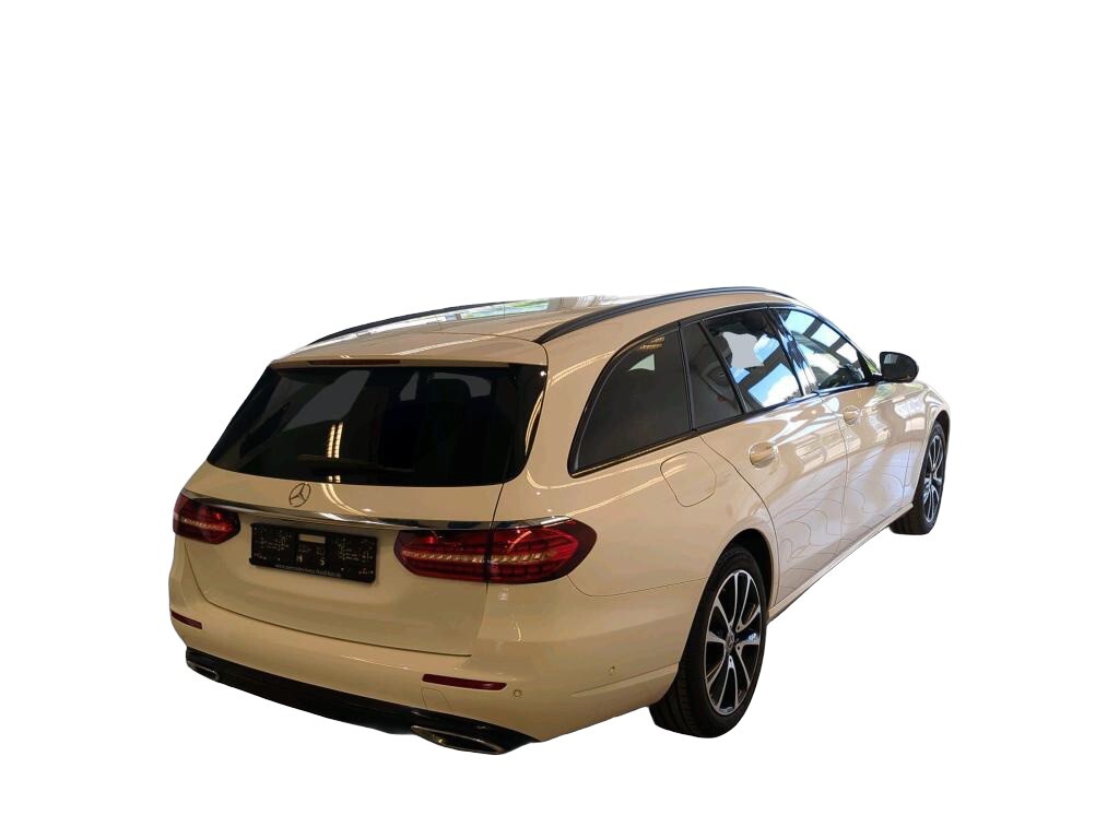 Mercedes-Benz E 200 T d Avantgarde NAVI LED RADIO TEMPO MFL 4