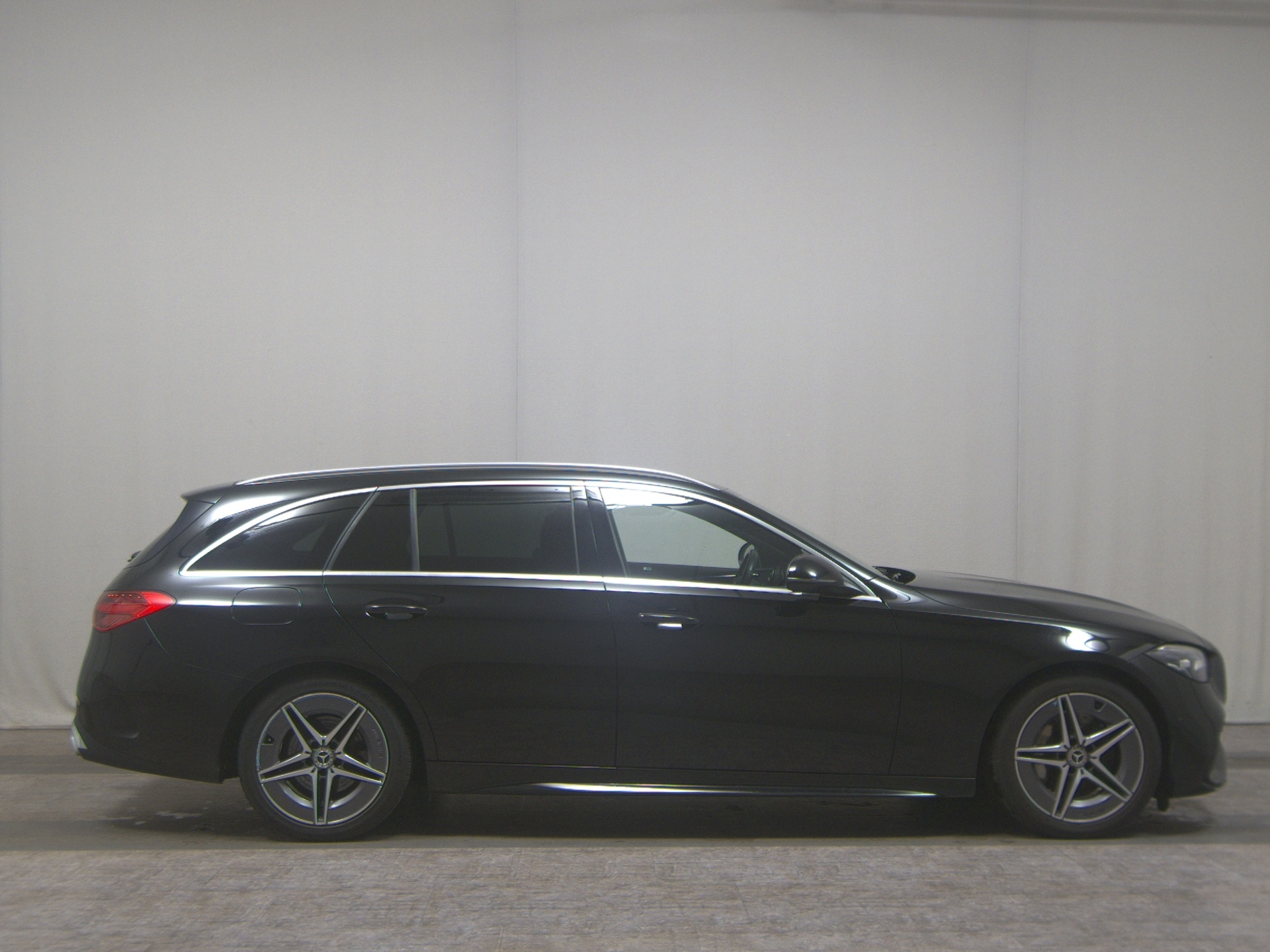 Mercedes-Benz C 200 T d AMG-Line Navi Digital Light RfK Sound