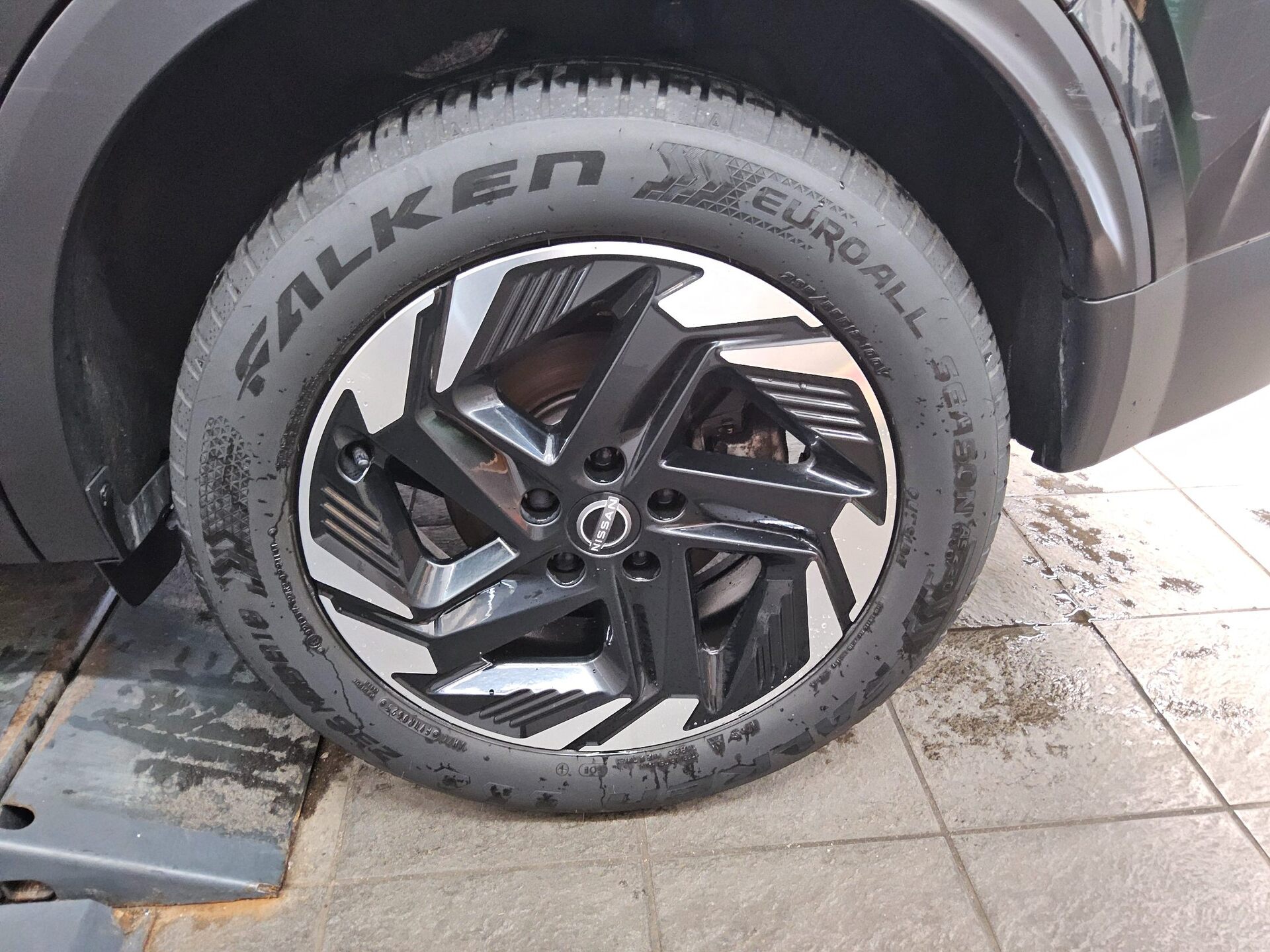 Nissan Qashqai 1.3 DIG-T N-Connecta Komfort+Winter Pkt Navi LED 11