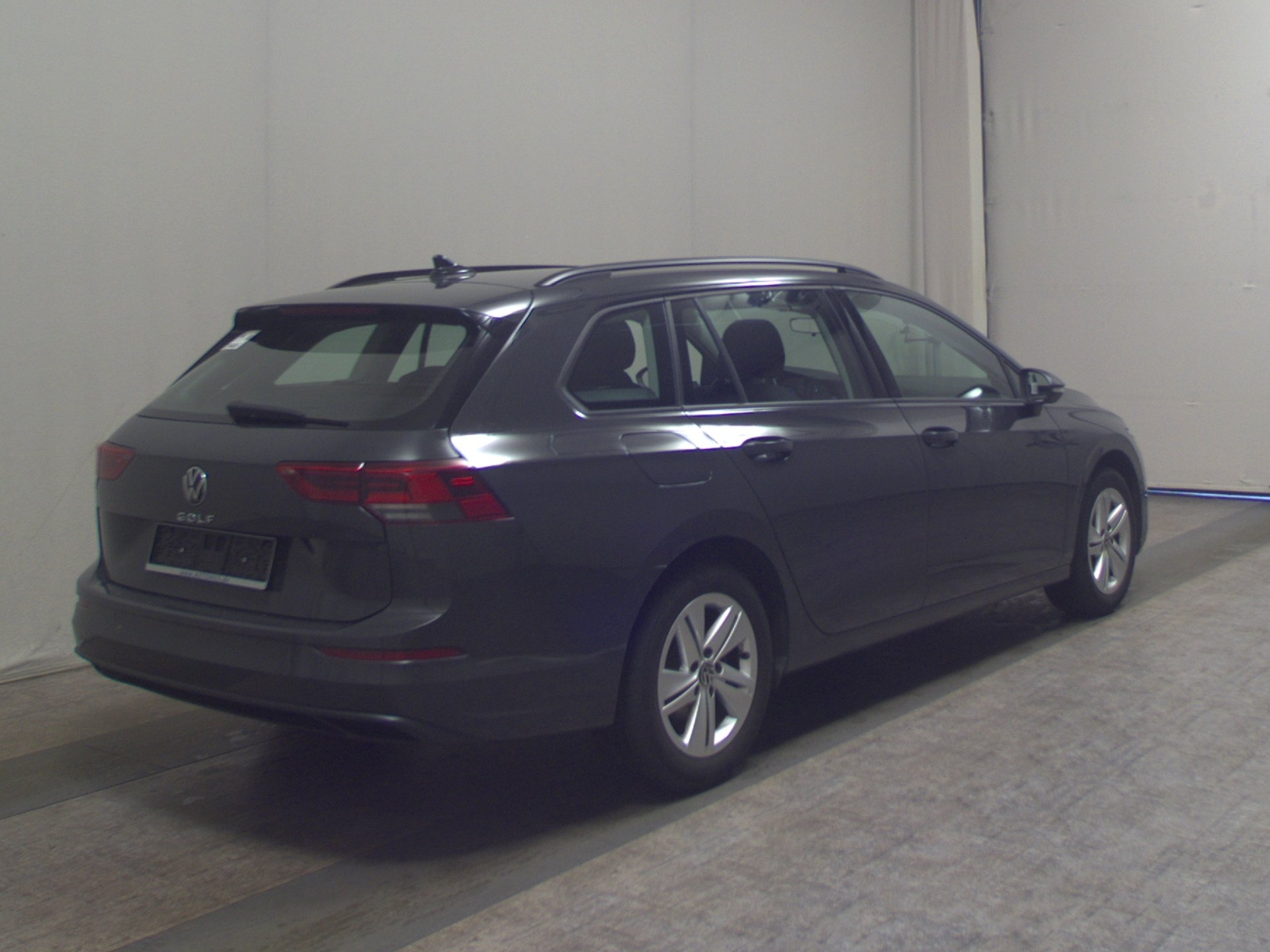 Volkswagen Golf-8 Var. 2.0 TDI Life Navi LED AID ACC PDC 4