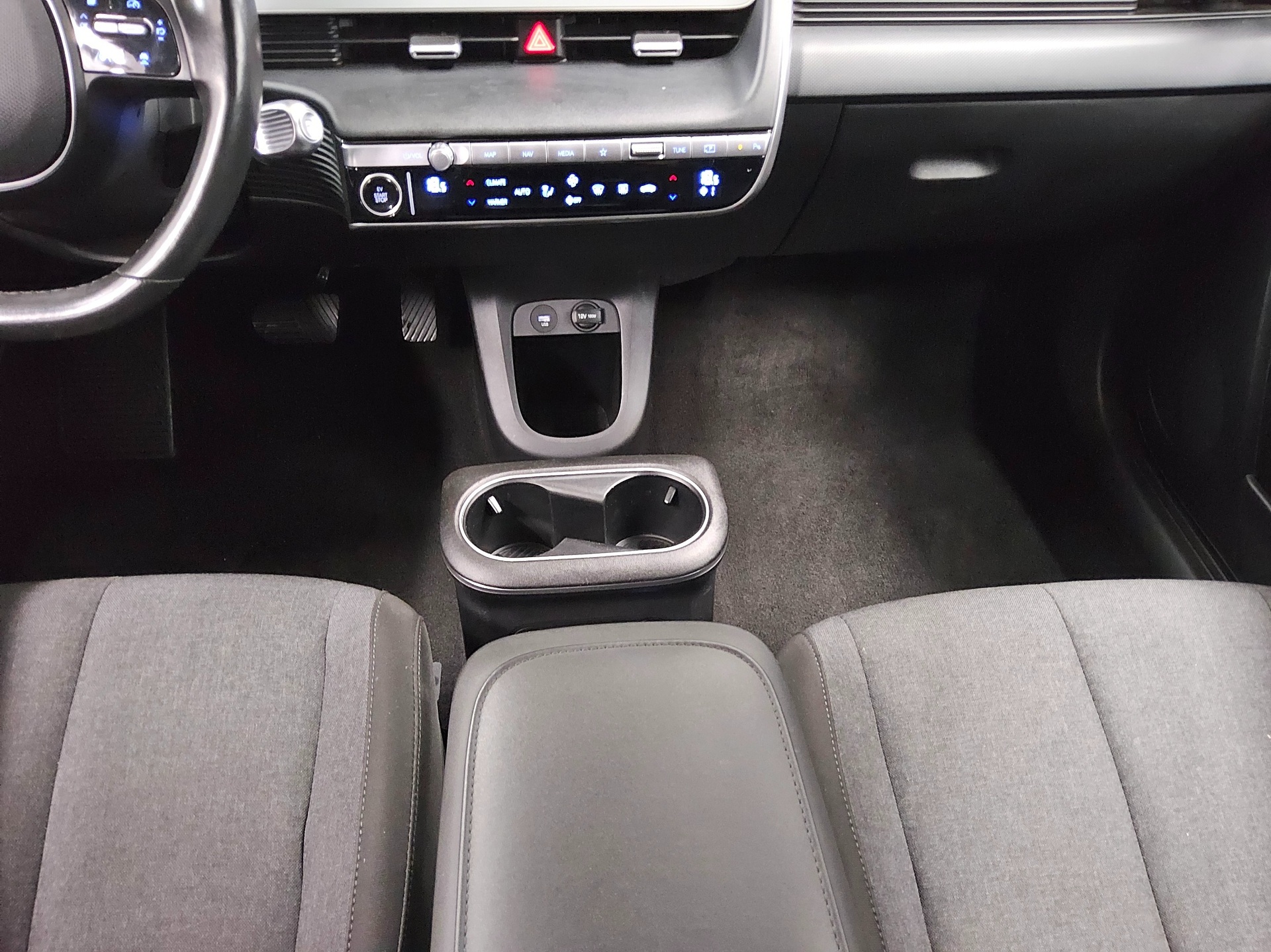Hyundai IONIQ 5 Navi LED Rückfahrkamera AHK PDC Shz 6