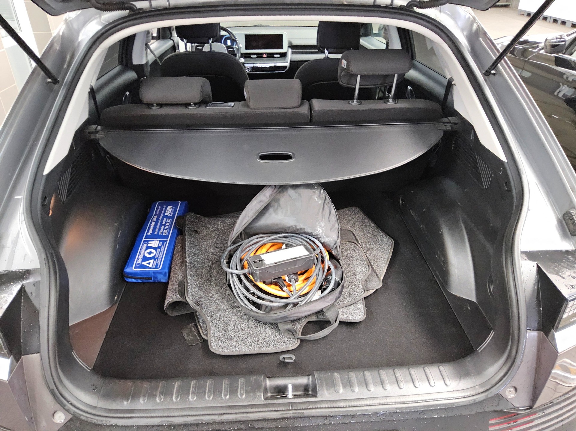 Hyundai IONIQ 5 Navi LED Rückfahrkamera AHK PDC Shz 12