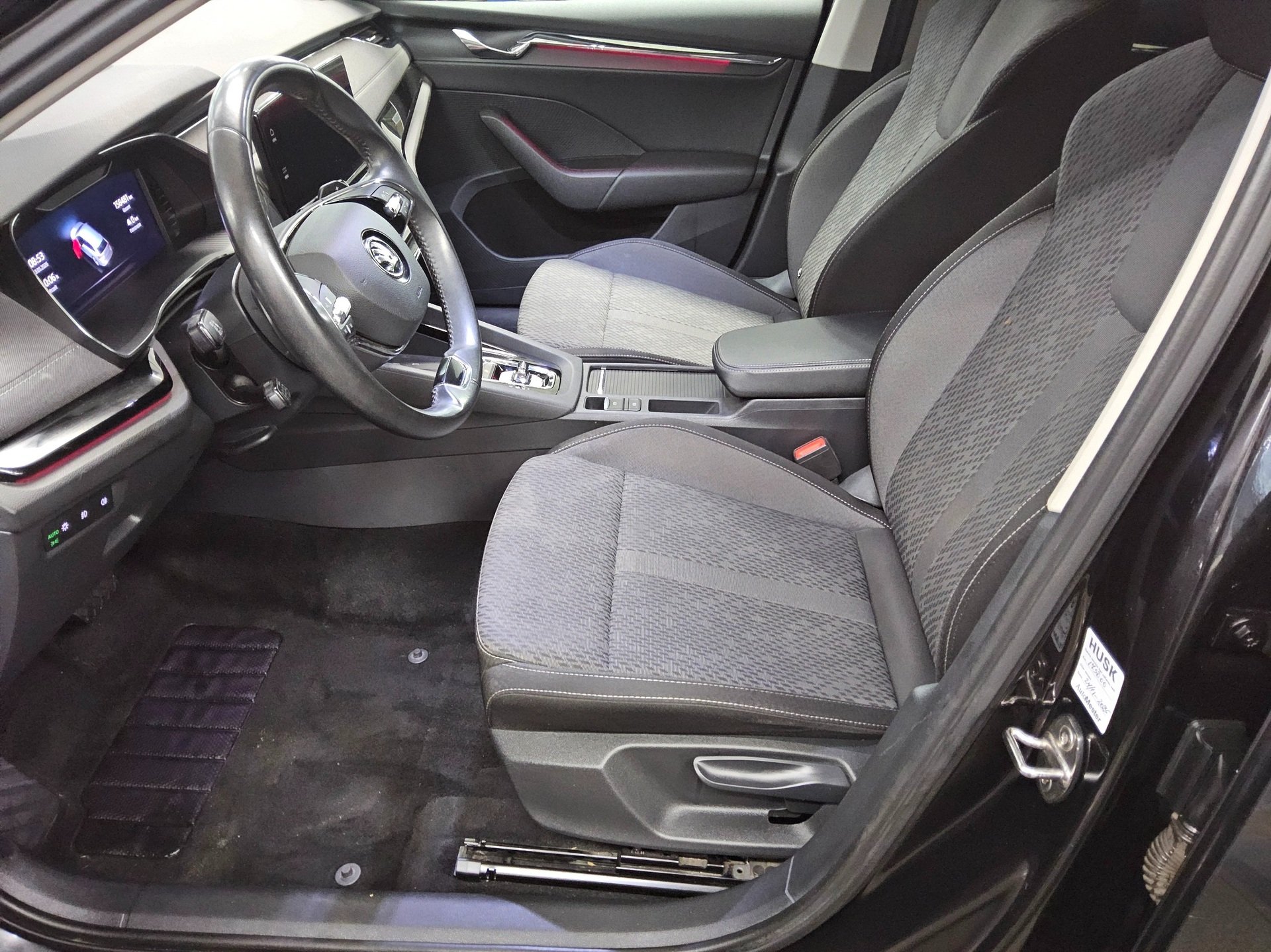 Skoda Octavia Kombi 2.0 TDI Style Navi LED vc RfK ACC 9