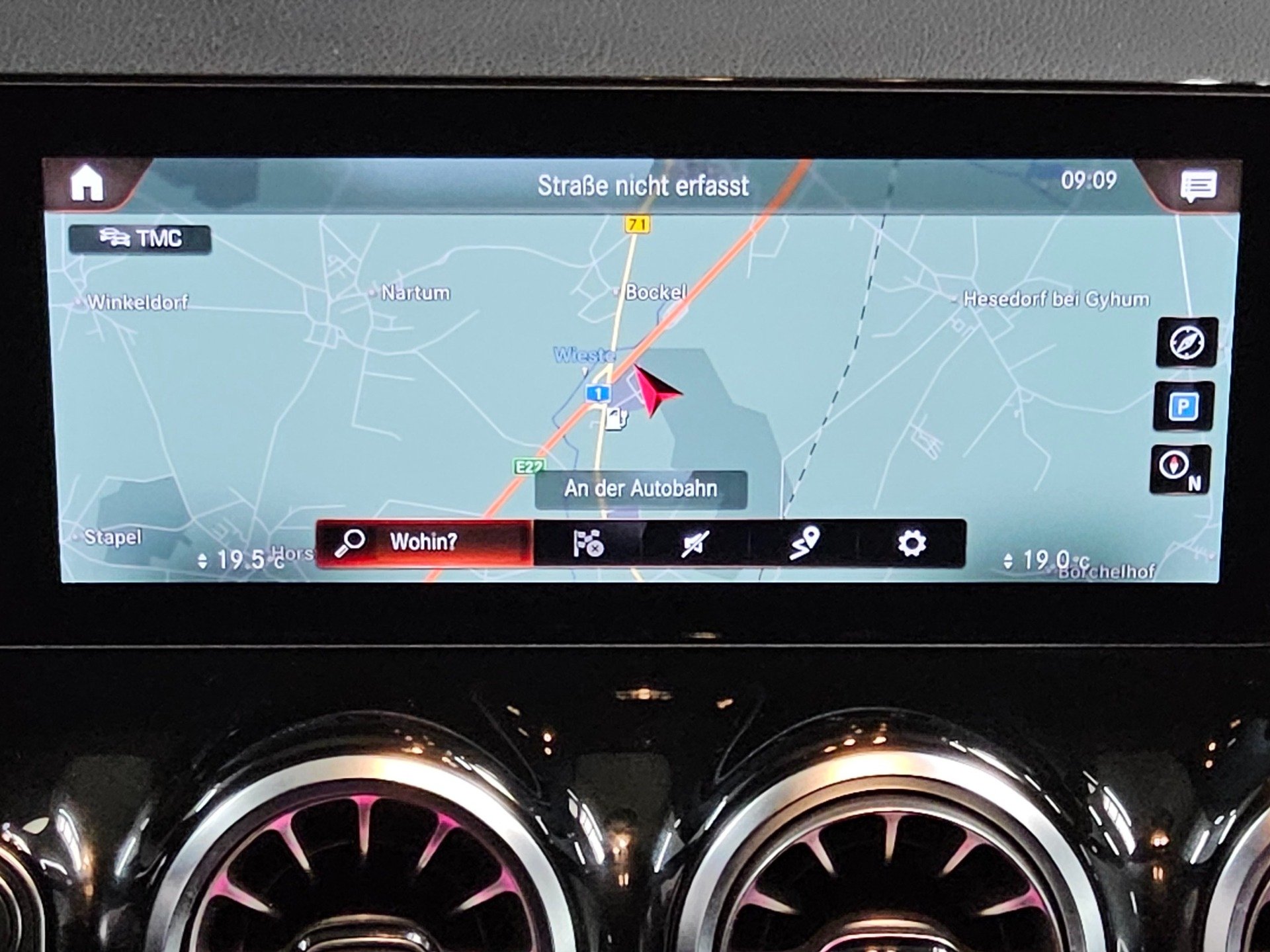 Mercedes-Benz GLA 250 e Progressive Navi LED Sound 360° 7