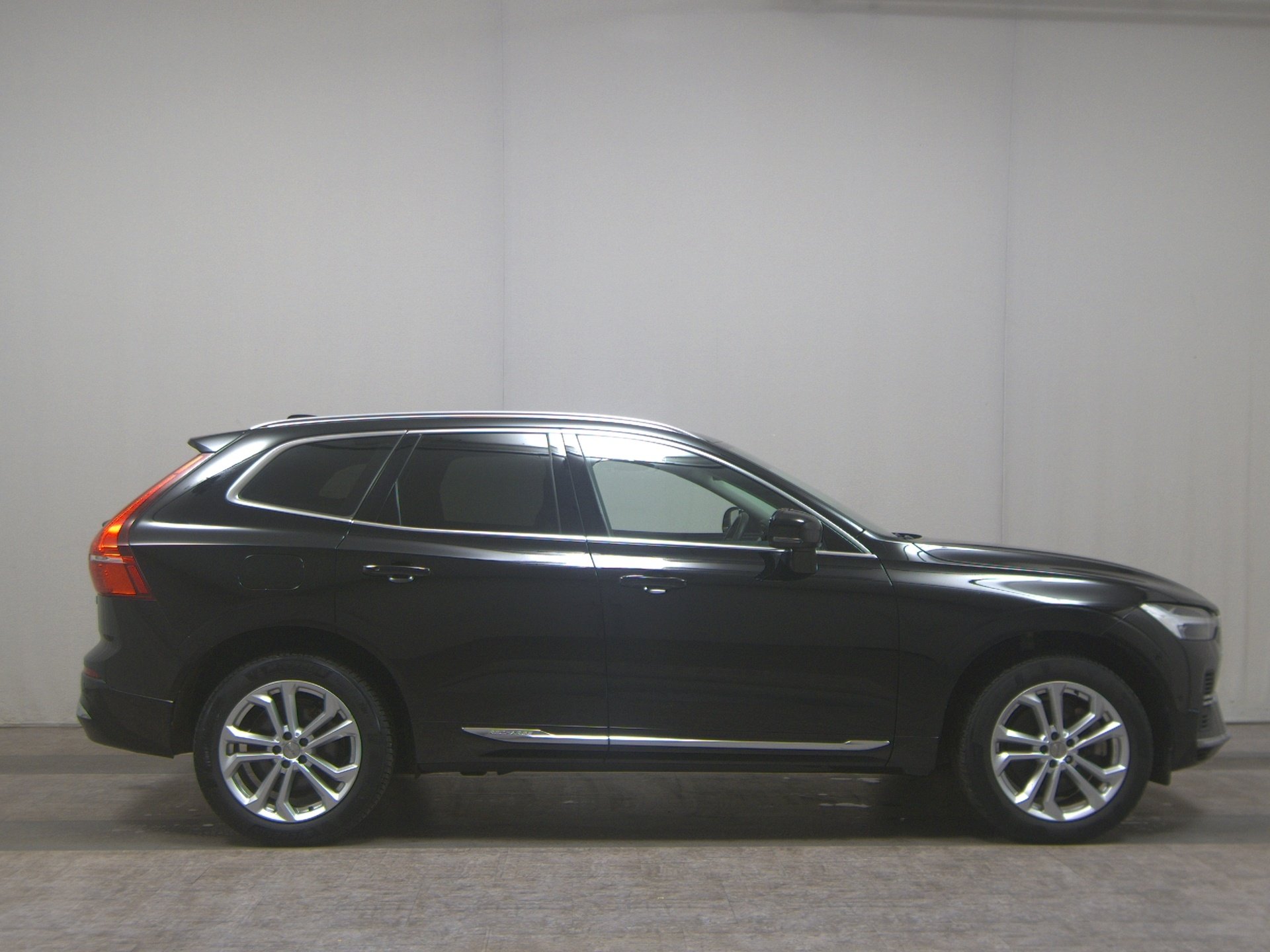 Volvo XC60 T6 AWD Plus Bright Recharge Plug-In Pano