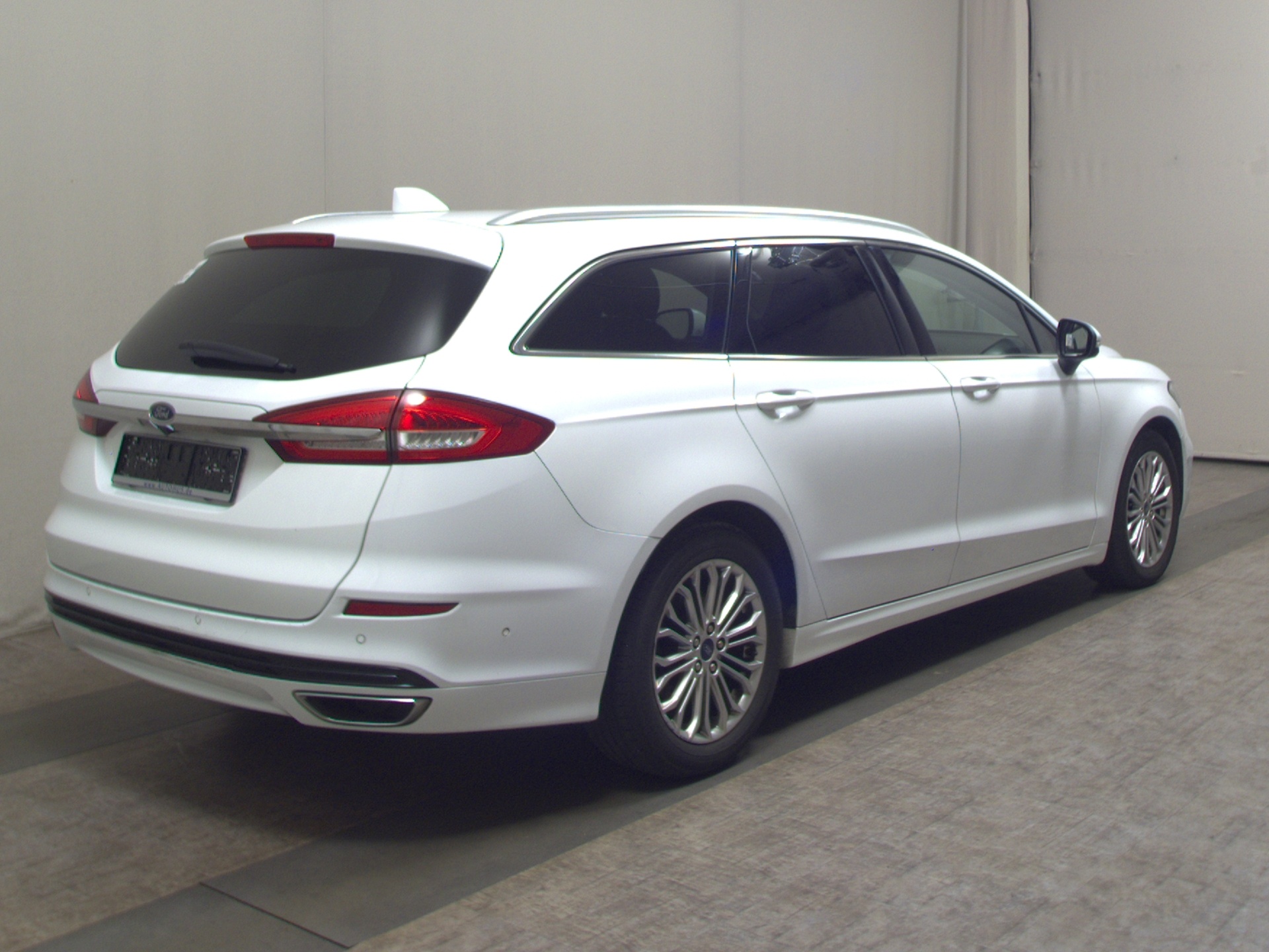 Ford Mondeo Turnier 2.0 EB Titanium Nav LED Pano ACC 4