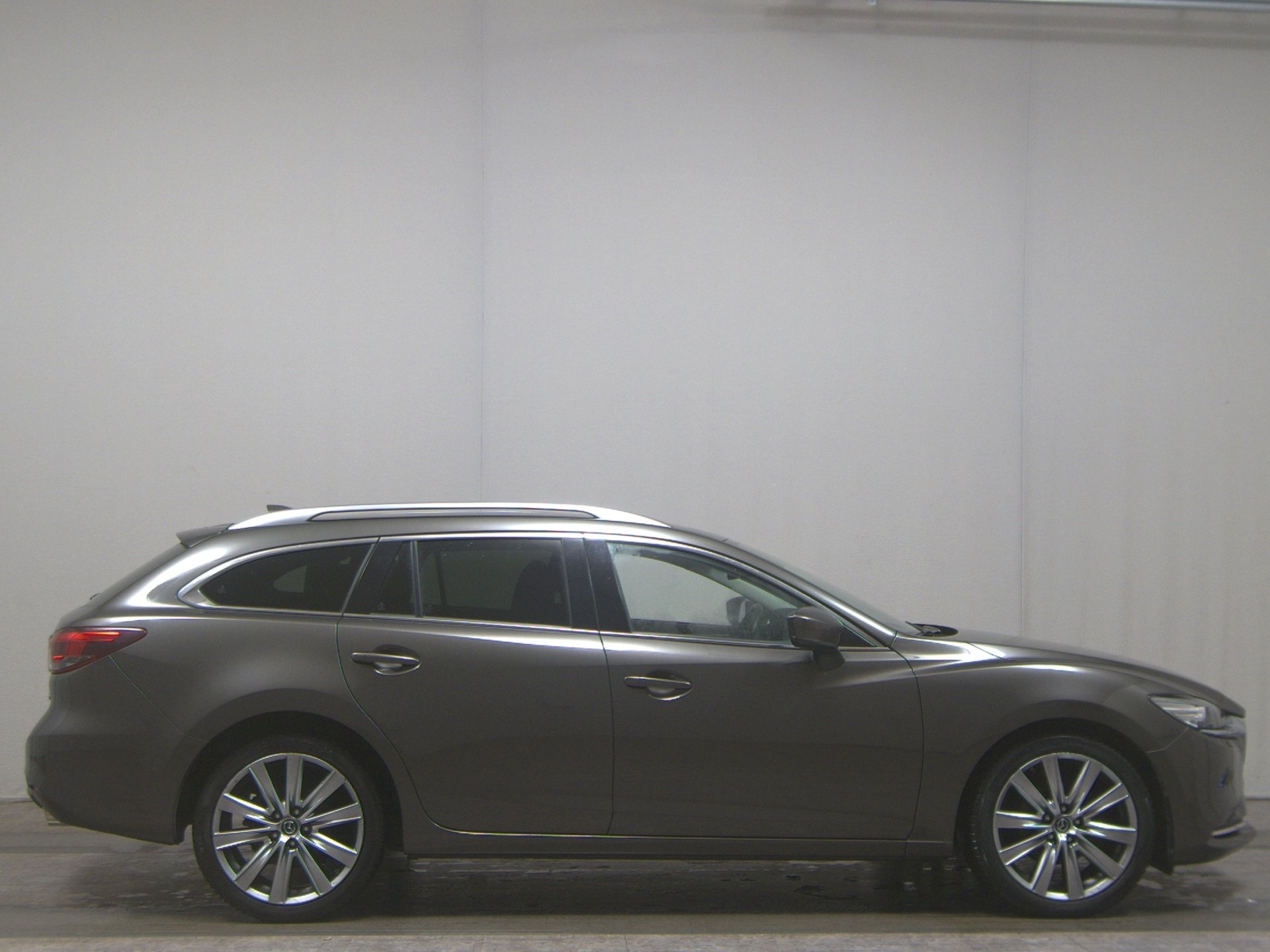 Mazda 6 Kombi 2.0 SKYACTIV-G Sports-Line Navi LED HuD