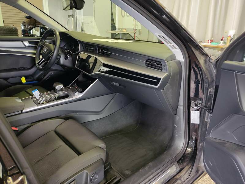 Audi A6 Avant 40 TDI S-Line NAVI LED Sound PDC 6
