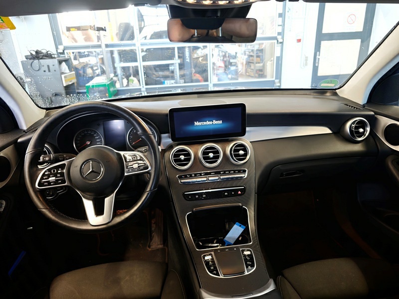 Mercedes-Benz GLC 200 d 4M NAVI LED RADIO TEMPO MFL 5