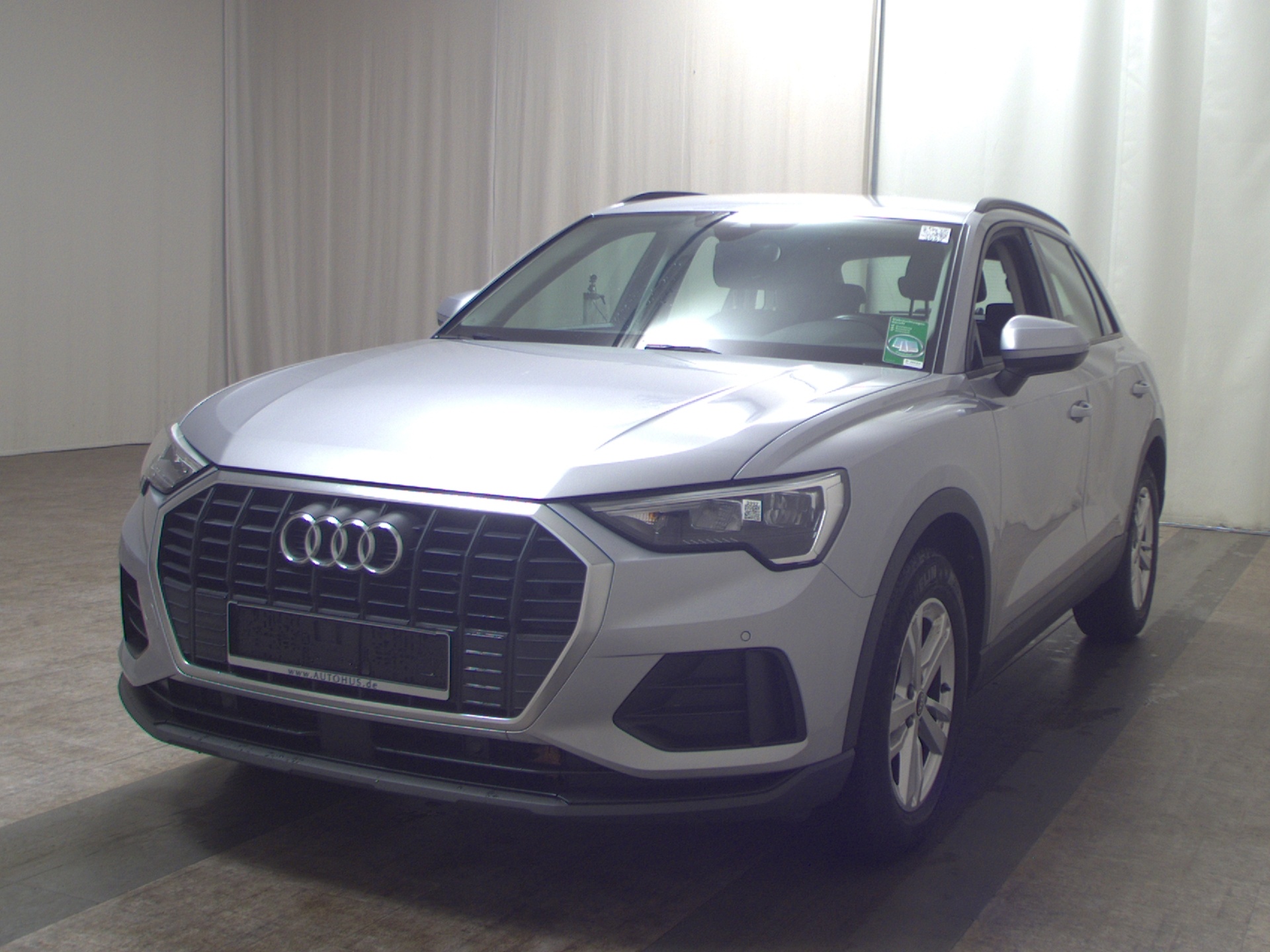 Audi Q3 35 TDI Navi LED virtual AHK PDC Tempomat 2