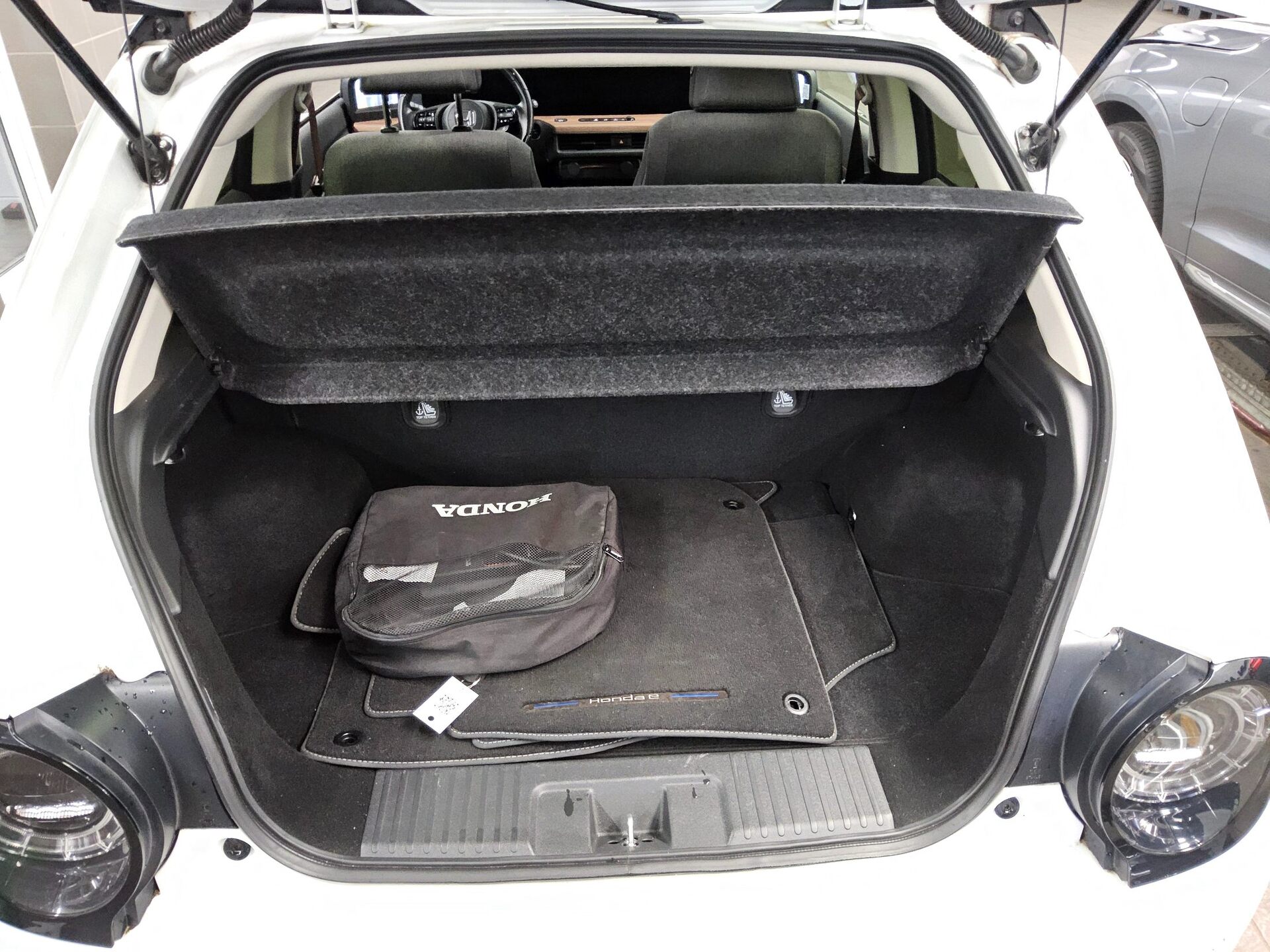 Honda e Advance NAVI KLIMAAUT LED PANO SHZ 12