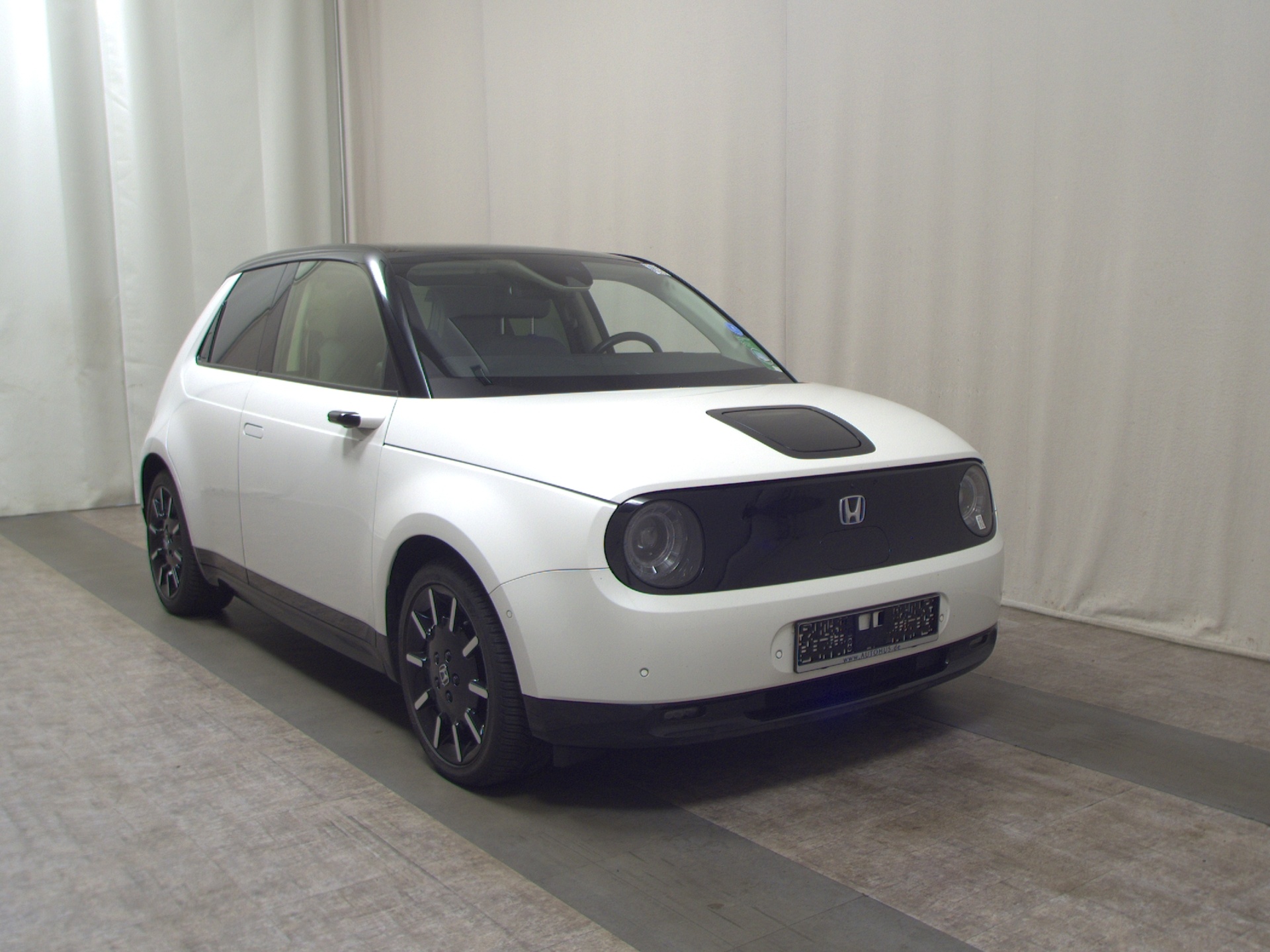 Honda e Advance NAVI KLIMAAUT LED PANO SHZ 3