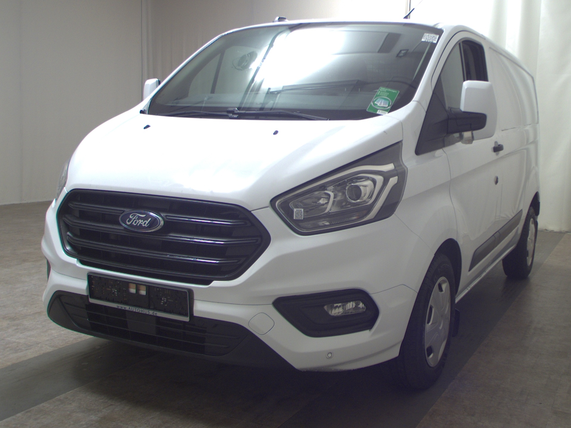Ford Transit Custom L1H1 2.0 TDCi 3-Sitzer Navi PDC 2