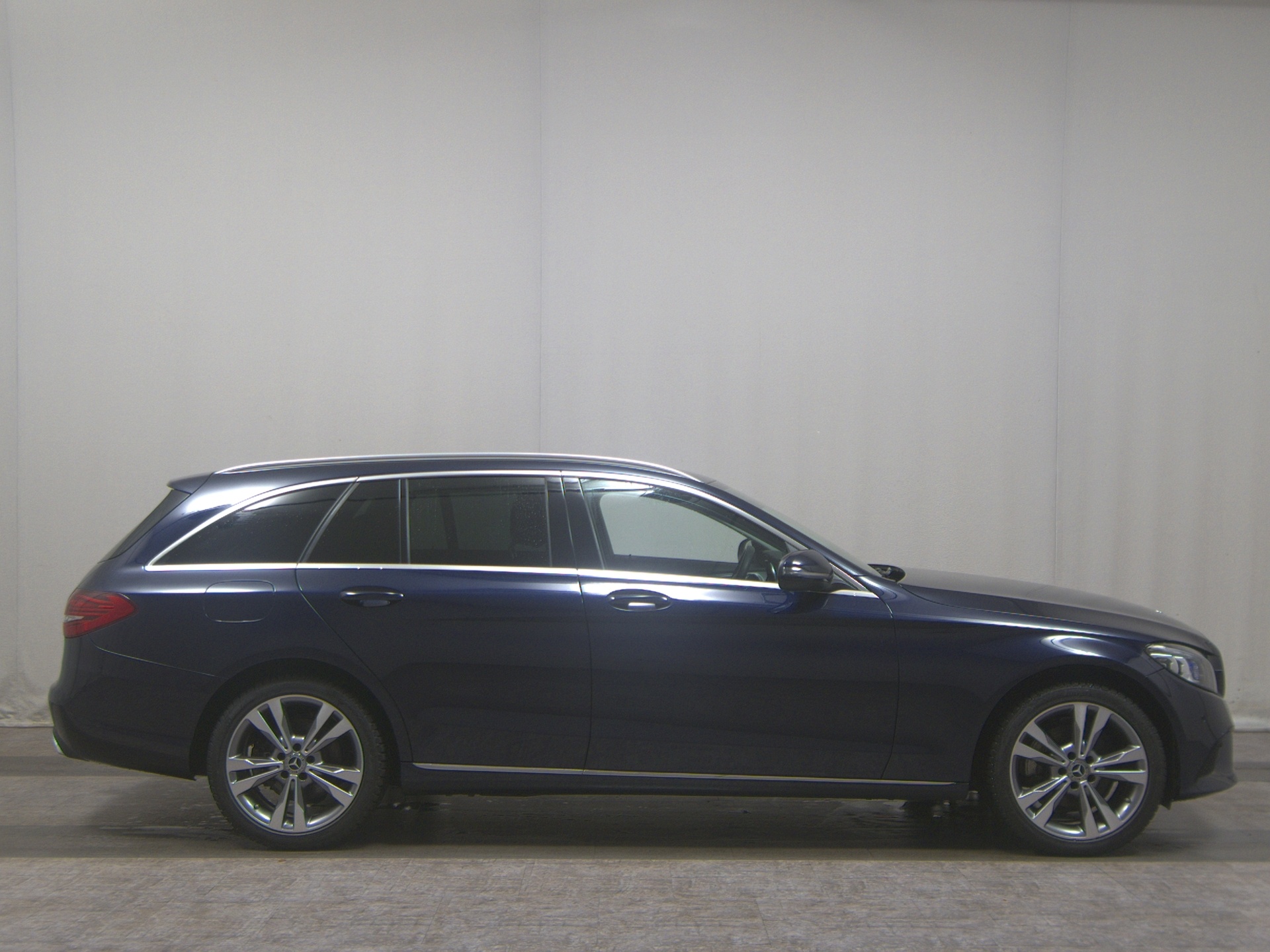 Mercedes-Benz C 220 T d 4M Avantgarde Navi LED Widescreen Pano