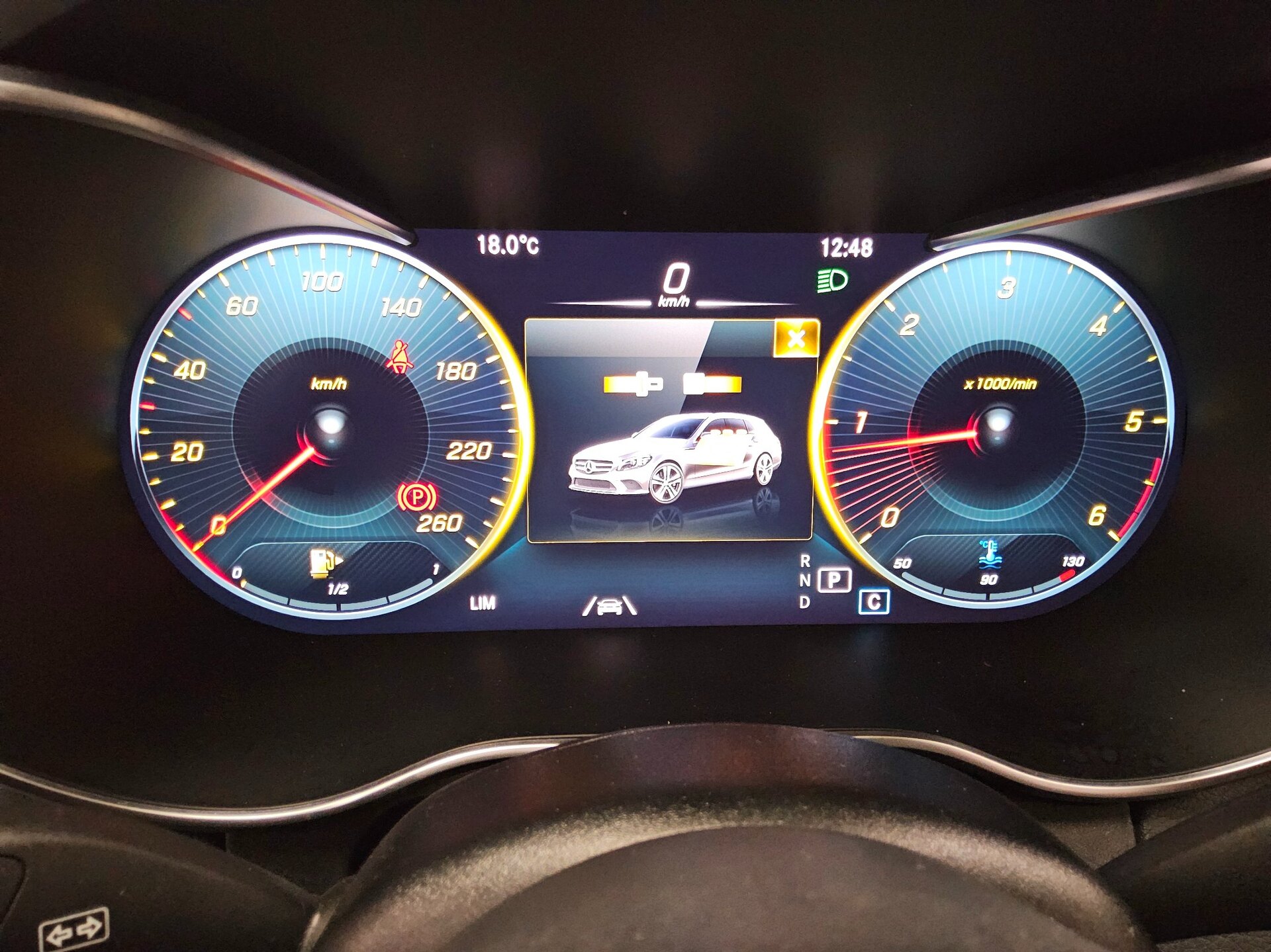 Mercedes-Benz C 220 T d 4M Avantgarde Navi LED Widescreen Pano 8