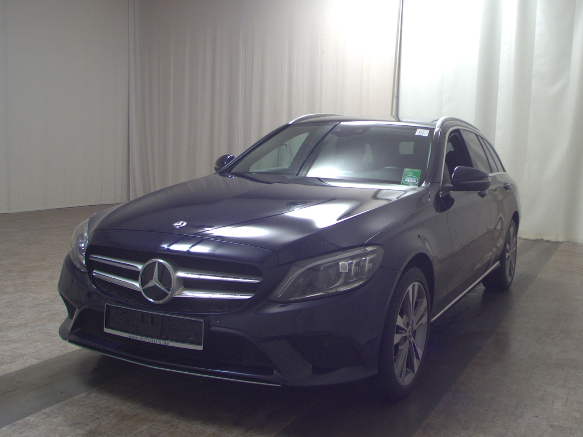 Mercedes-Benz C 220 T d 4M Avantgarde Navi LED Widescreen Pano 2