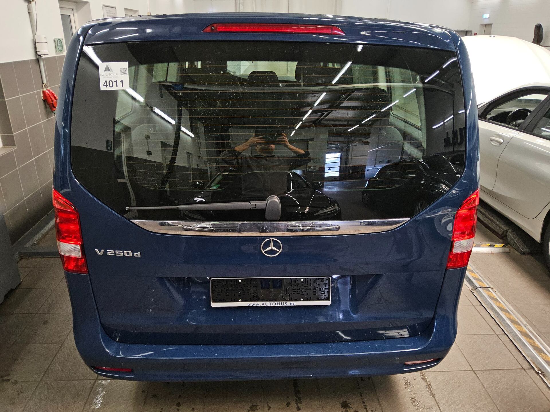 Mercedes-Benz V 250 CDI 7-Sitzer 11