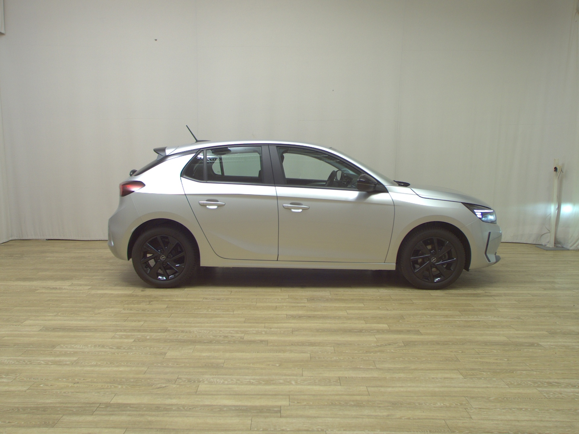 Opel Corsa 1.2 KLIMA RADIO TEMPO VC