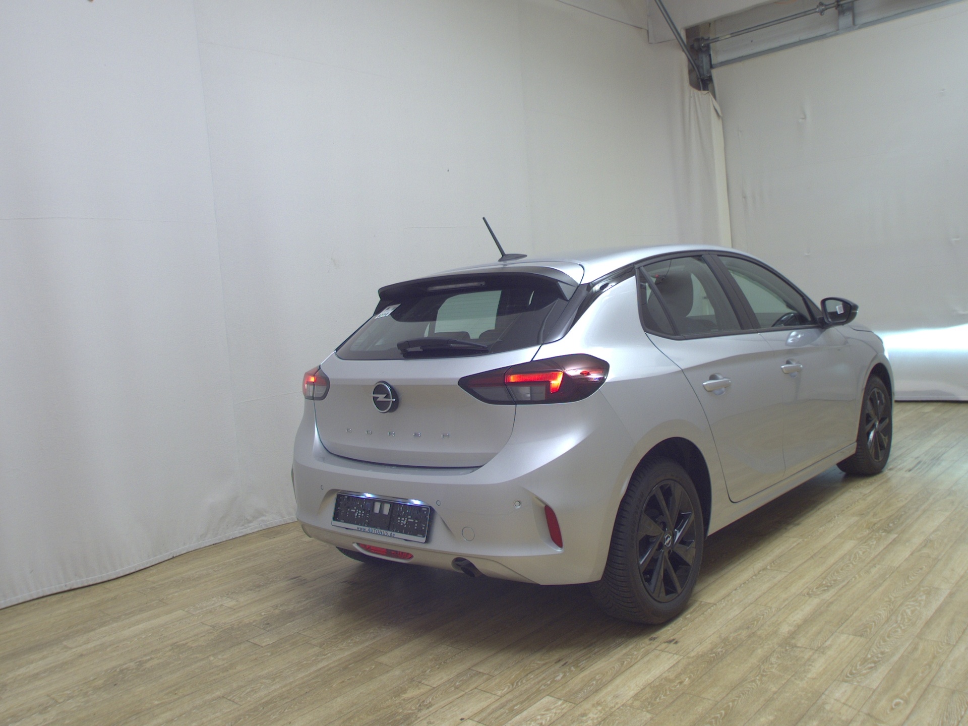 Opel Corsa 1.2 KLIMA RADIO TEMPO VC 4