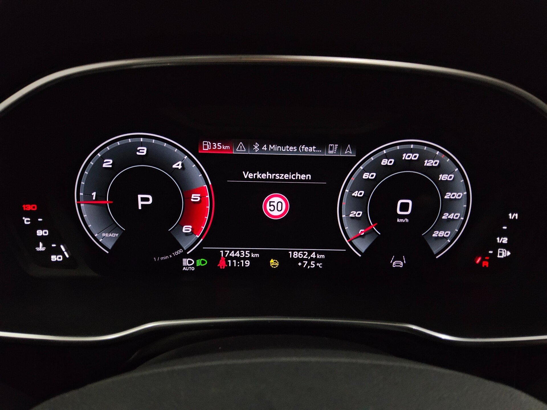 Audi Q3 40 TDI Qu. S-Line Navi LED vc AHK Pano RFK 8