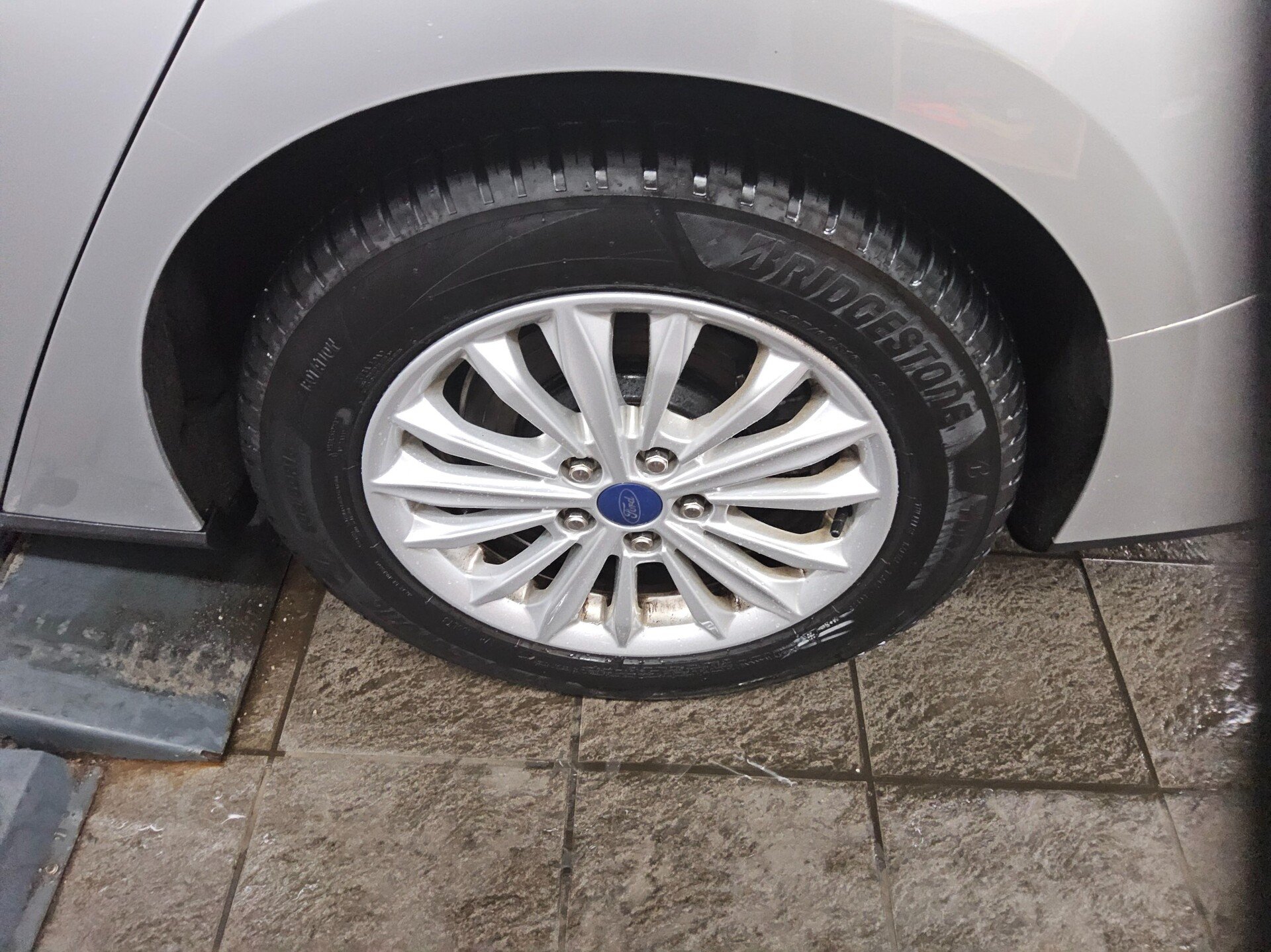 Ford Focus Turnier 1.0 EB Titanium Navi LED RfK Shz 10