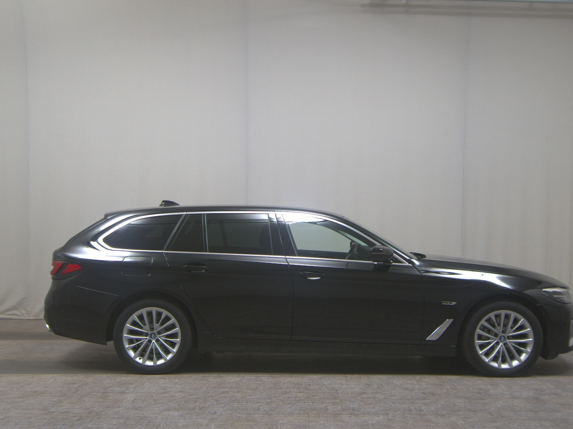 BMW 530e xDr Luxury-Line Navi LED LC-Pro Leder