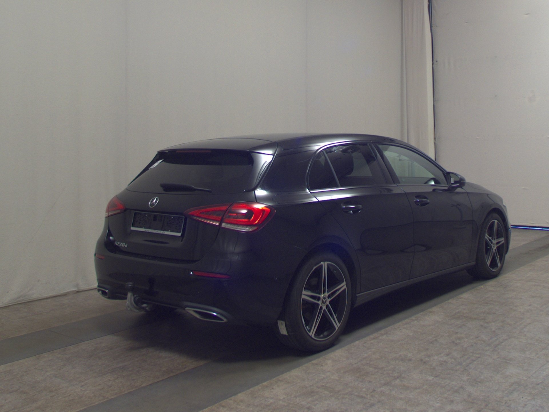 Mercedes-Benz A 220 d Progressive Night Navi LED MBUX RfK 4