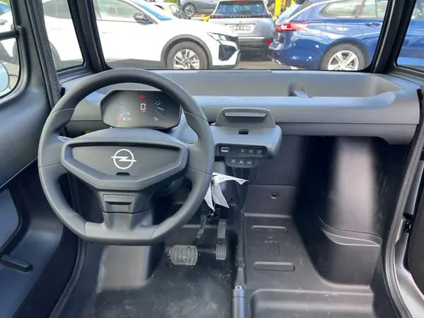 Opel Rocks-e LED PANO 7