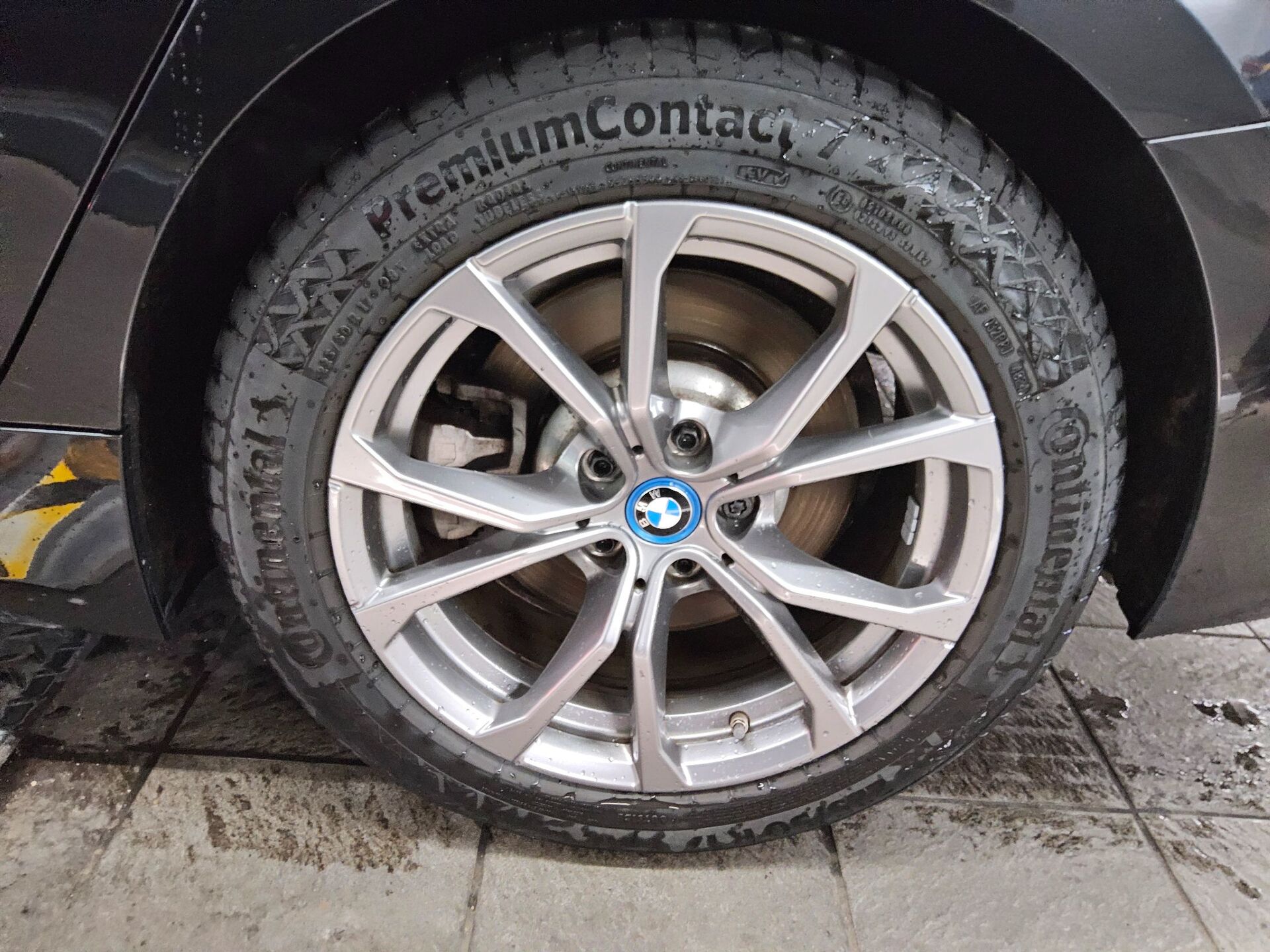 BMW 330e Touring Sport-Line Navi LED LC-Pro HiFi Shz 11