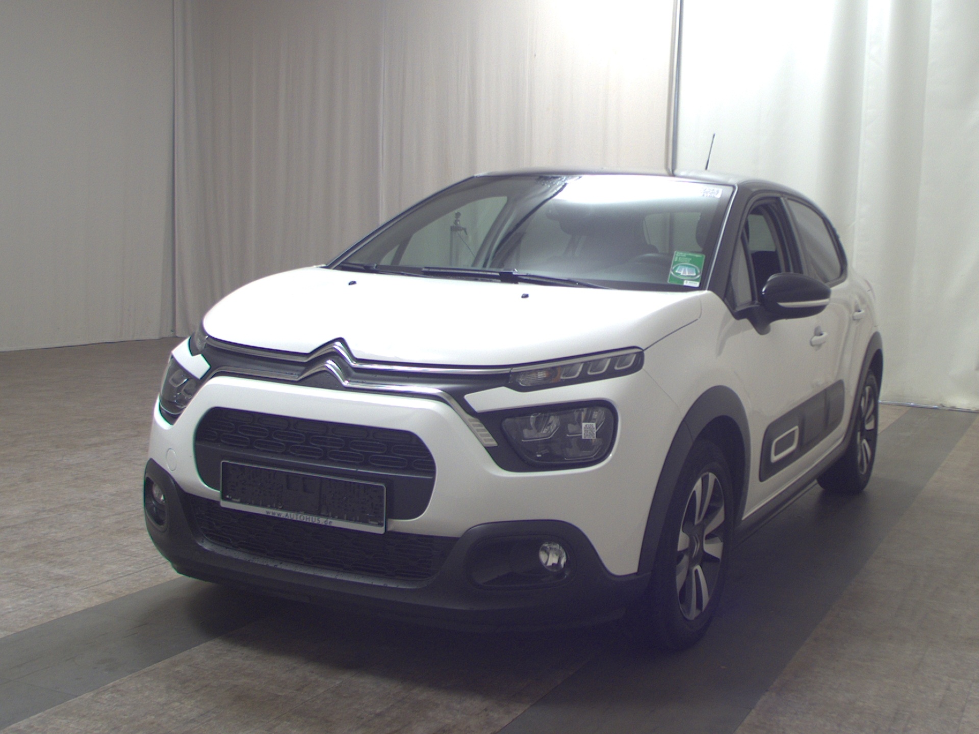 Citroën C3 1.2 PureTech Shine SHZ LED DAB 2
