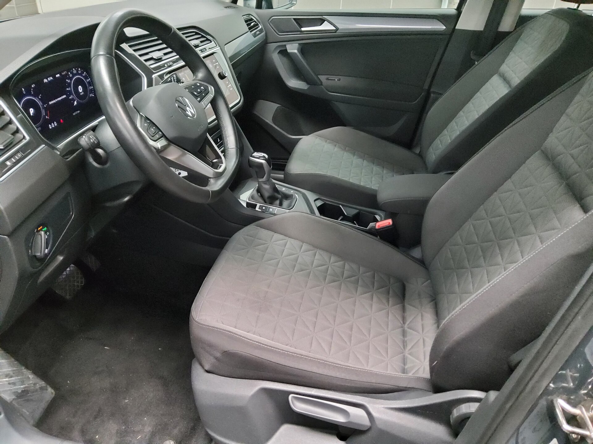 Volkswagen Tiguan 1.4 TSI eHybrid Life Navi Matrix AID ACC 9