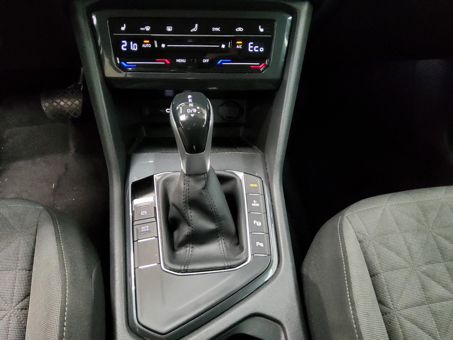 Volkswagen Tiguan 1.4 TSI eHybrid Life Navi Matrix AID ACC 6