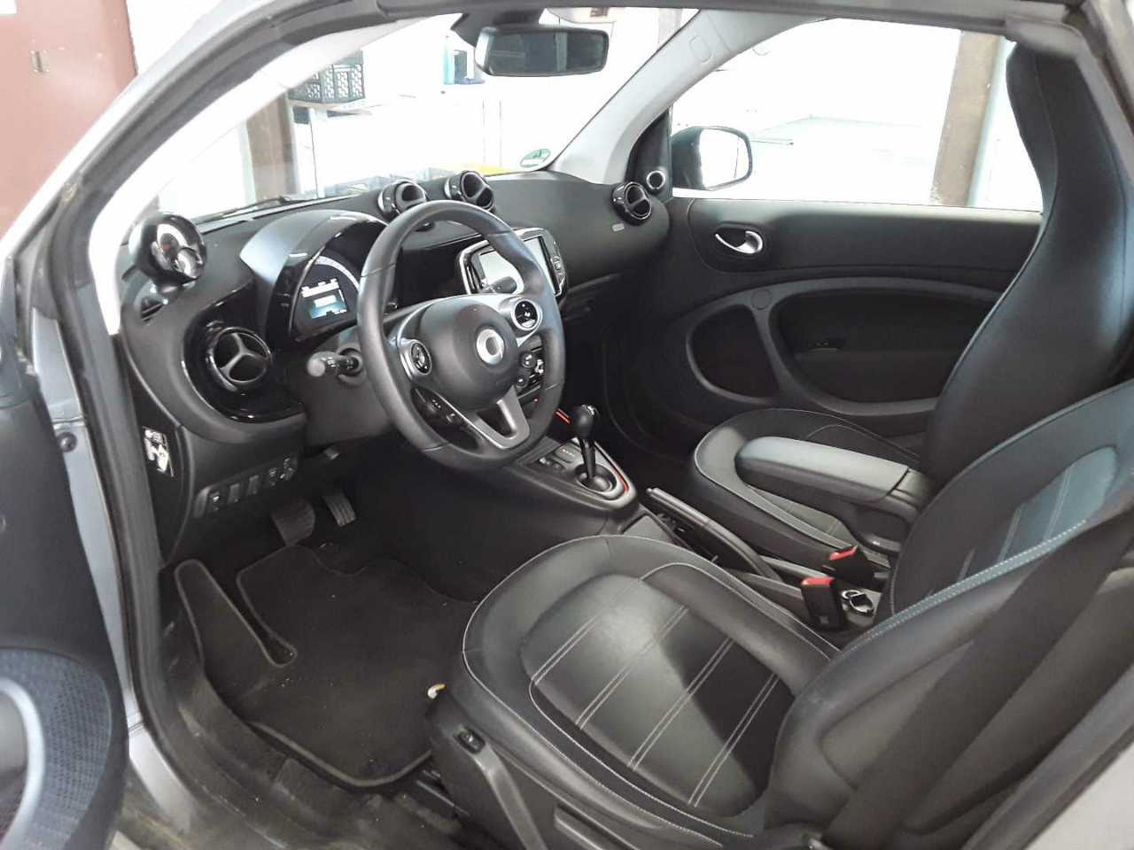 Smart ForTwo EQ LEDER NAVI KLIMAAUT LED SHZ 5