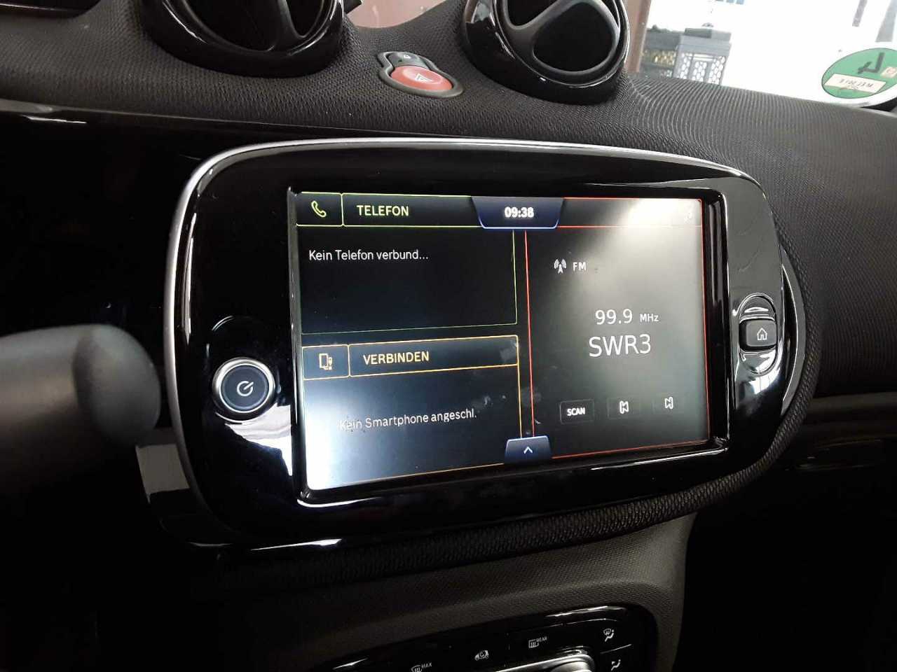 Smart ForTwo EQ LEDER NAVI KLIMAAUT LED SHZ 8