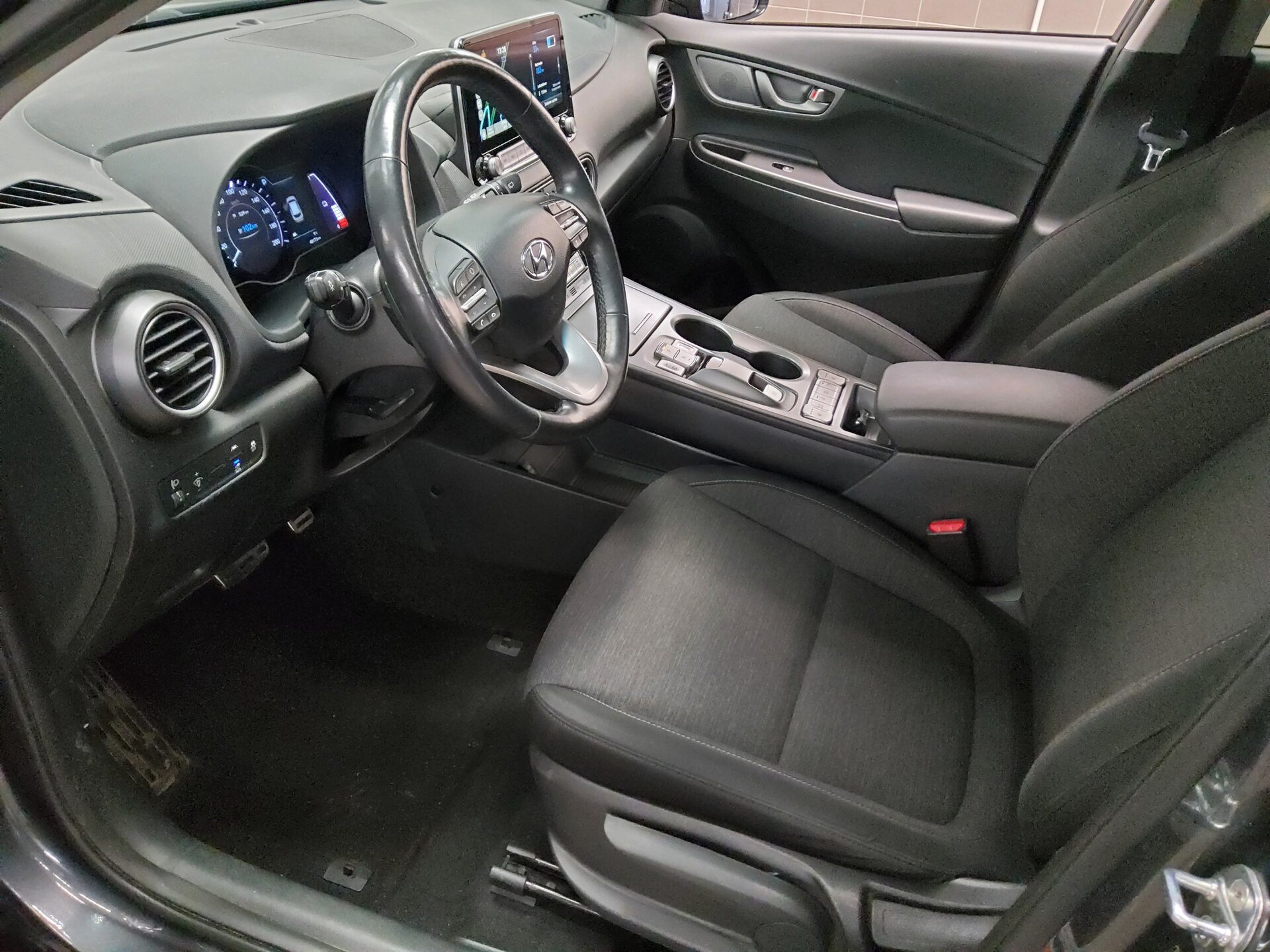 Hyundai Kona Navi LED Shz RFK 8