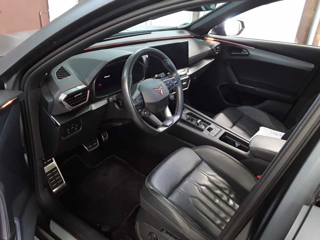 Cupra Formentor LEDER LED PANO SHZ PDC 5