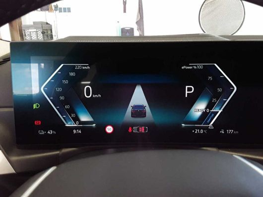 BMW i4 eDrive35 LED SPORTSITZE SHZ PDC KAMERA 6